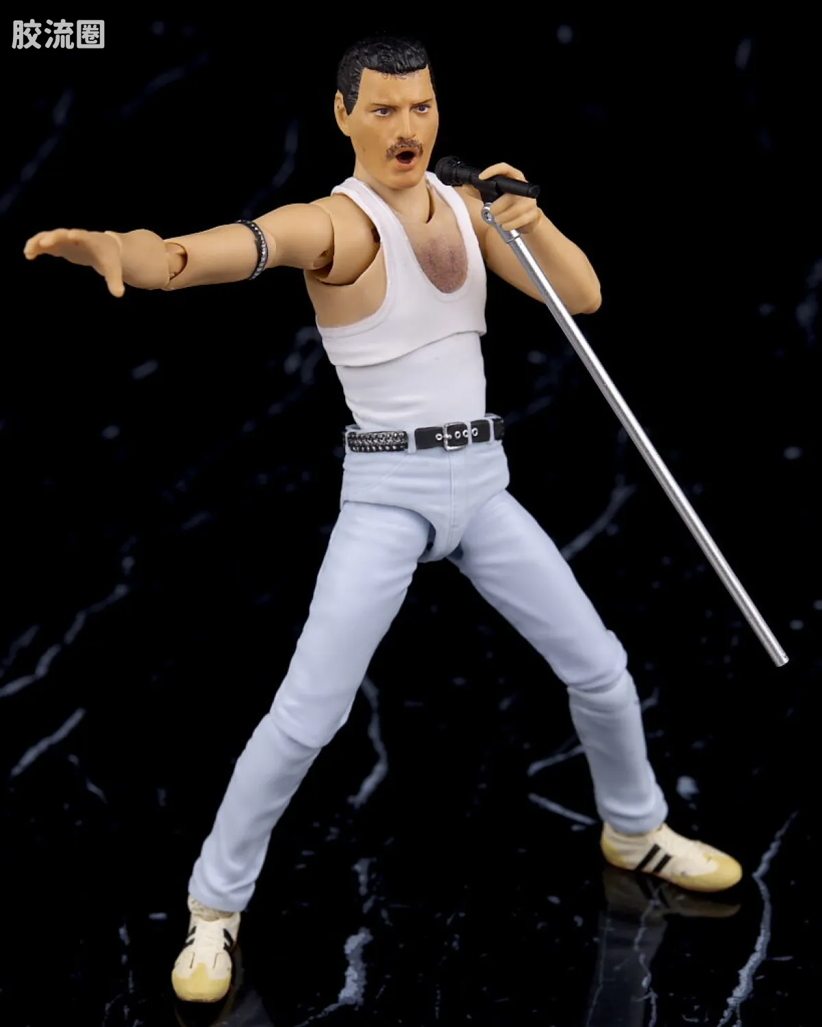 SHF 现实艺人系列 弗雷迪·默丘里 Live Aid Ver. - 图片