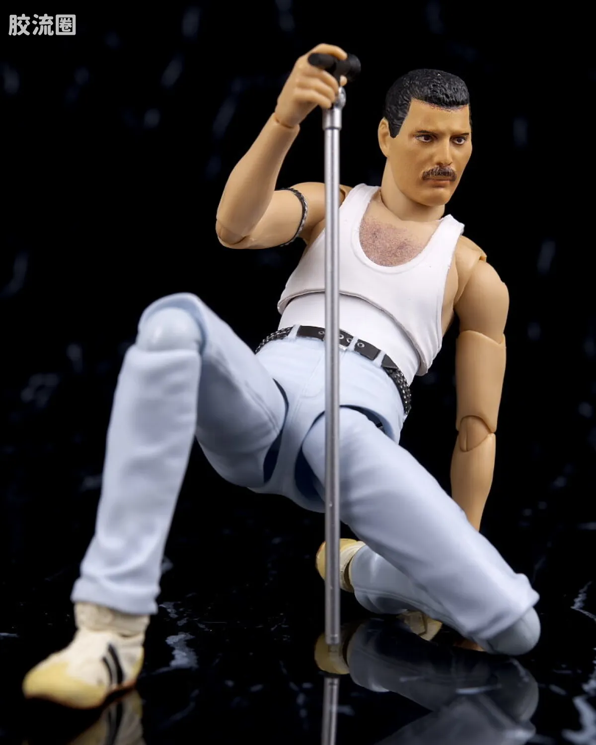 SHF 现实艺人系列 弗雷迪·默丘里 Live Aid Ver. - 图片