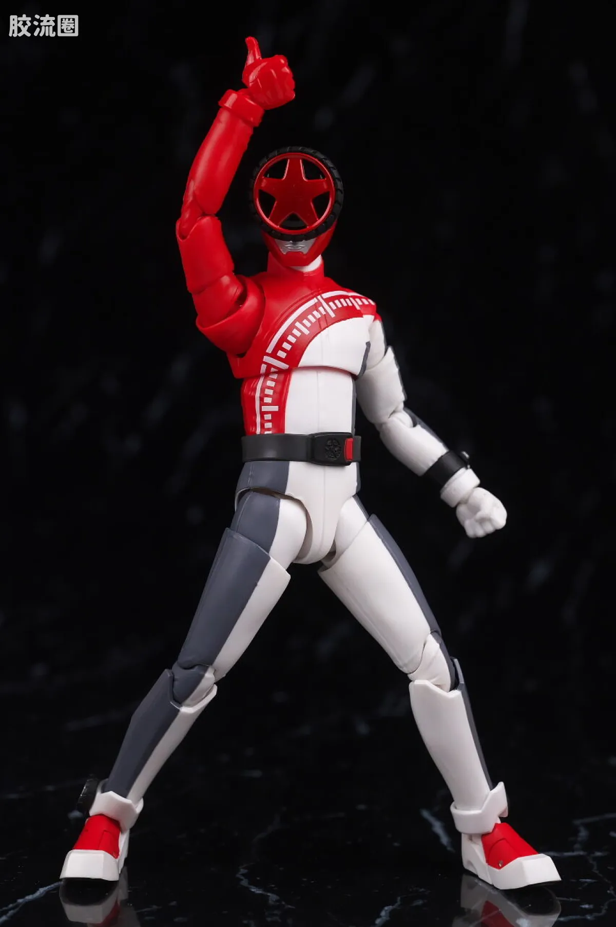 SHF 超级战队系列 爆上战队 奔红 - 图片