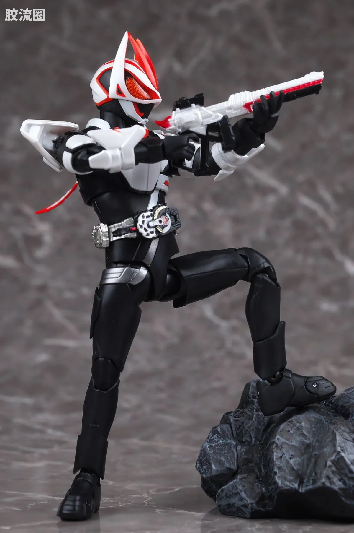 SHF 假面骑士系列 假面骑士Geats/极狐 入场活跃形态 - 图片