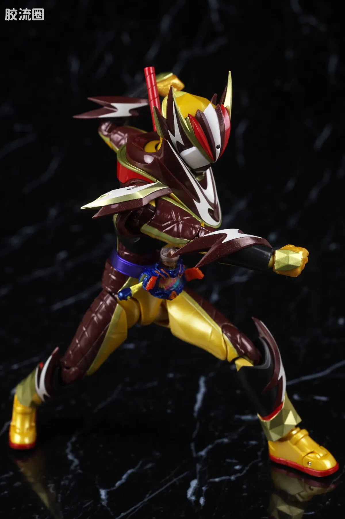 SHF 假面骑士限定版 假面骑士Valen/瓦伦 冰沙特装＆“松脆”效果配件套装 - 图片