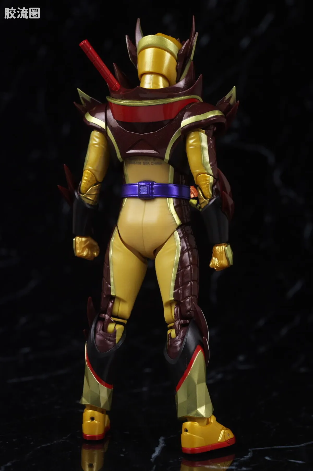 SHF 假面骑士限定版 假面骑士Valen/瓦伦 冰沙特装＆“松脆”效果配件套装 - 图片