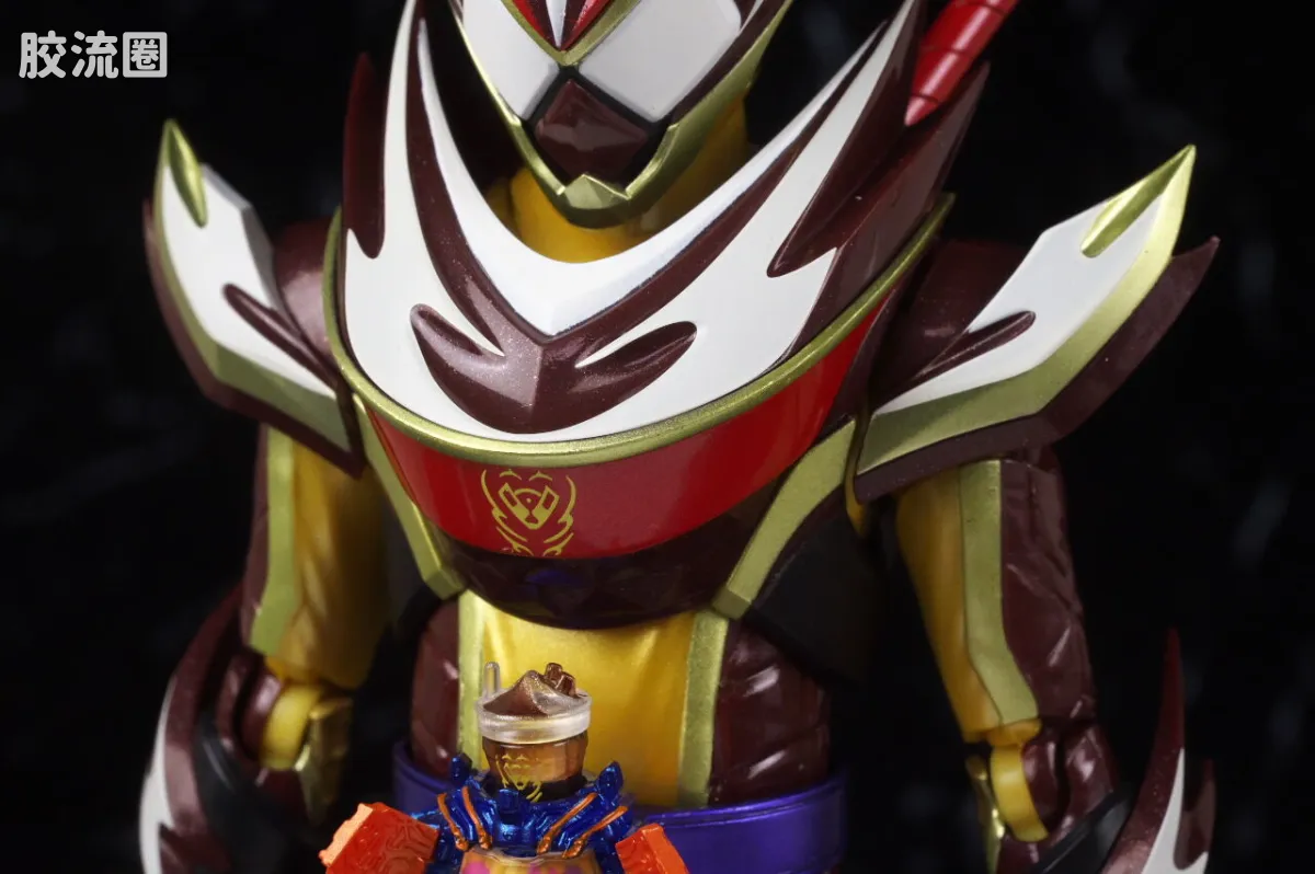 SHF 假面骑士限定版 假面骑士Valen/瓦伦 冰沙特装＆“松脆”效果配件套装 - 图片