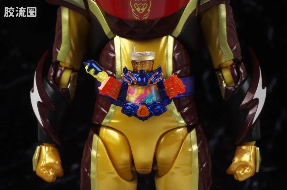 SHF 假面骑士限定版 假面骑士Valen/瓦伦 冰沙特装＆“松脆”效果配件套装 - 图片