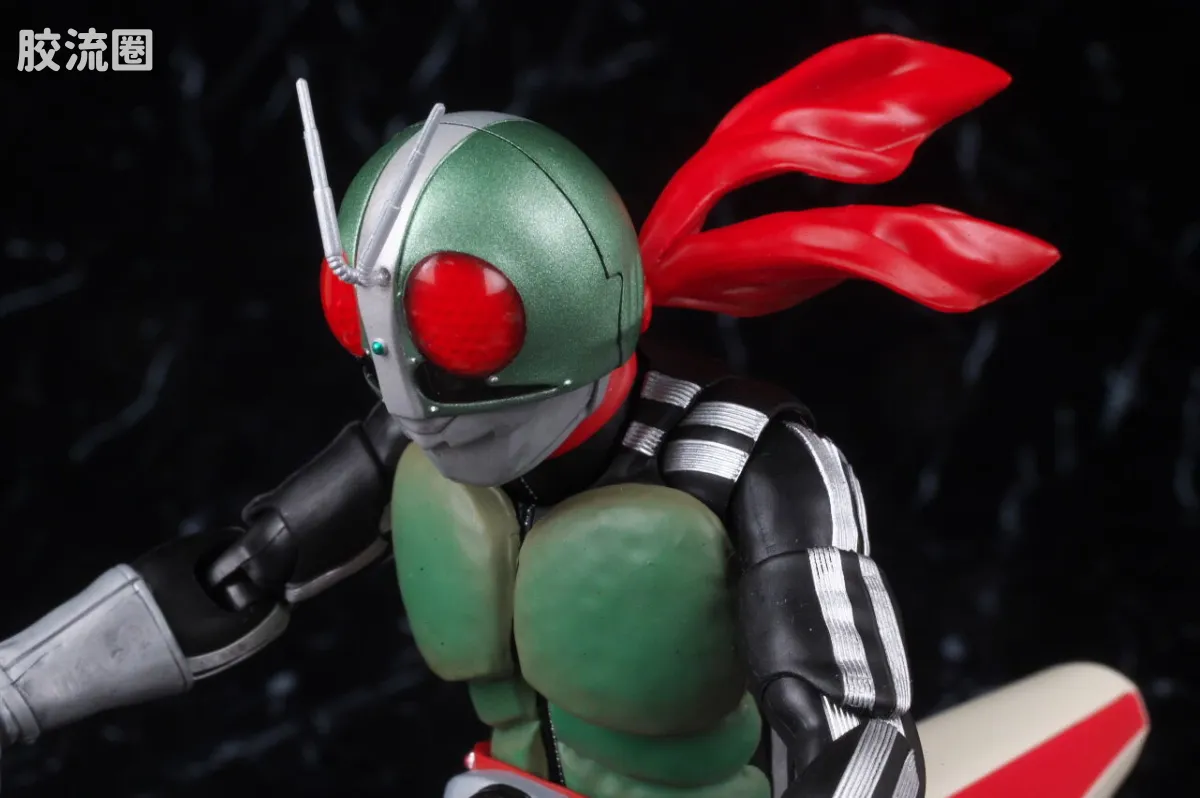 SHF 假面骑士系列 新旋风号 荣耀的昭和骑士Edition - 图片