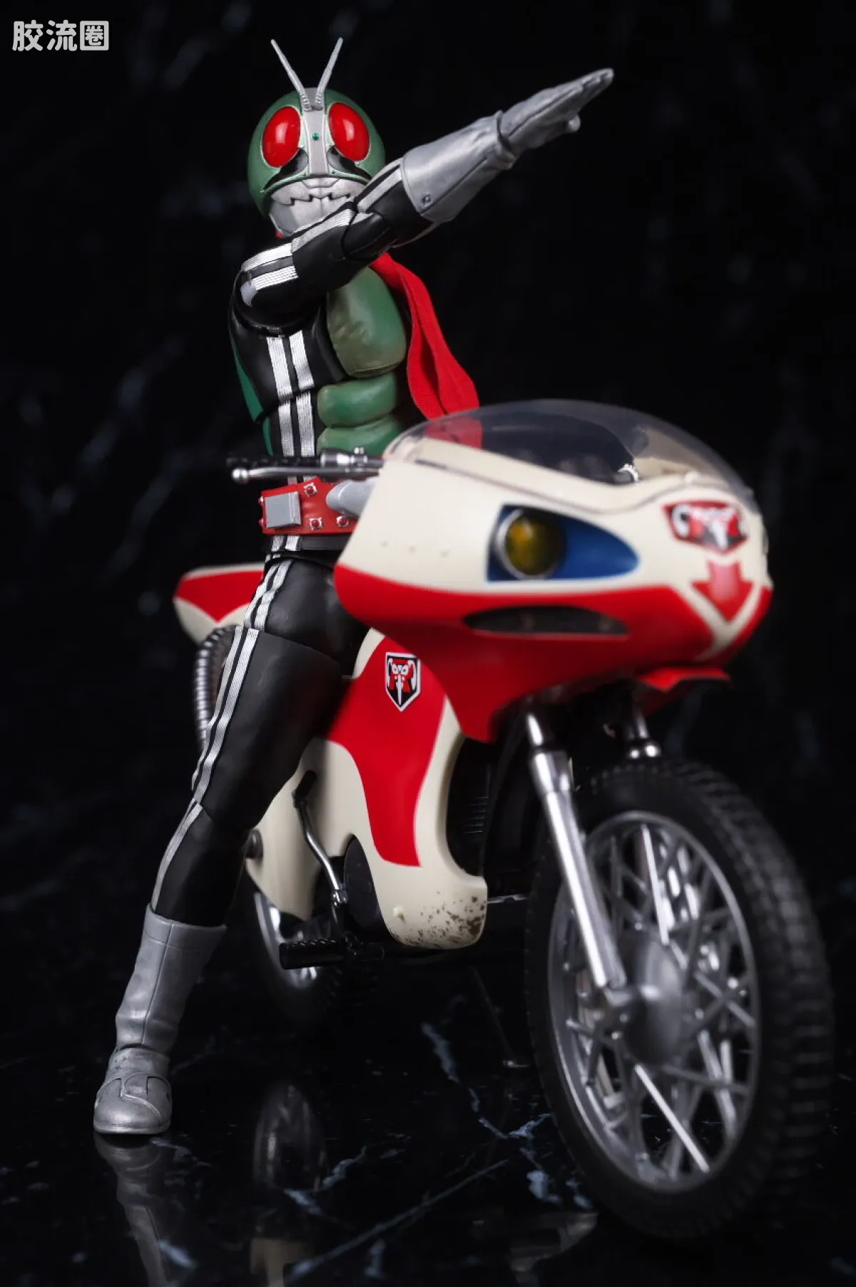 SHF 假面骑士系列 新旋风号 荣耀的昭和骑士Edition - 图片