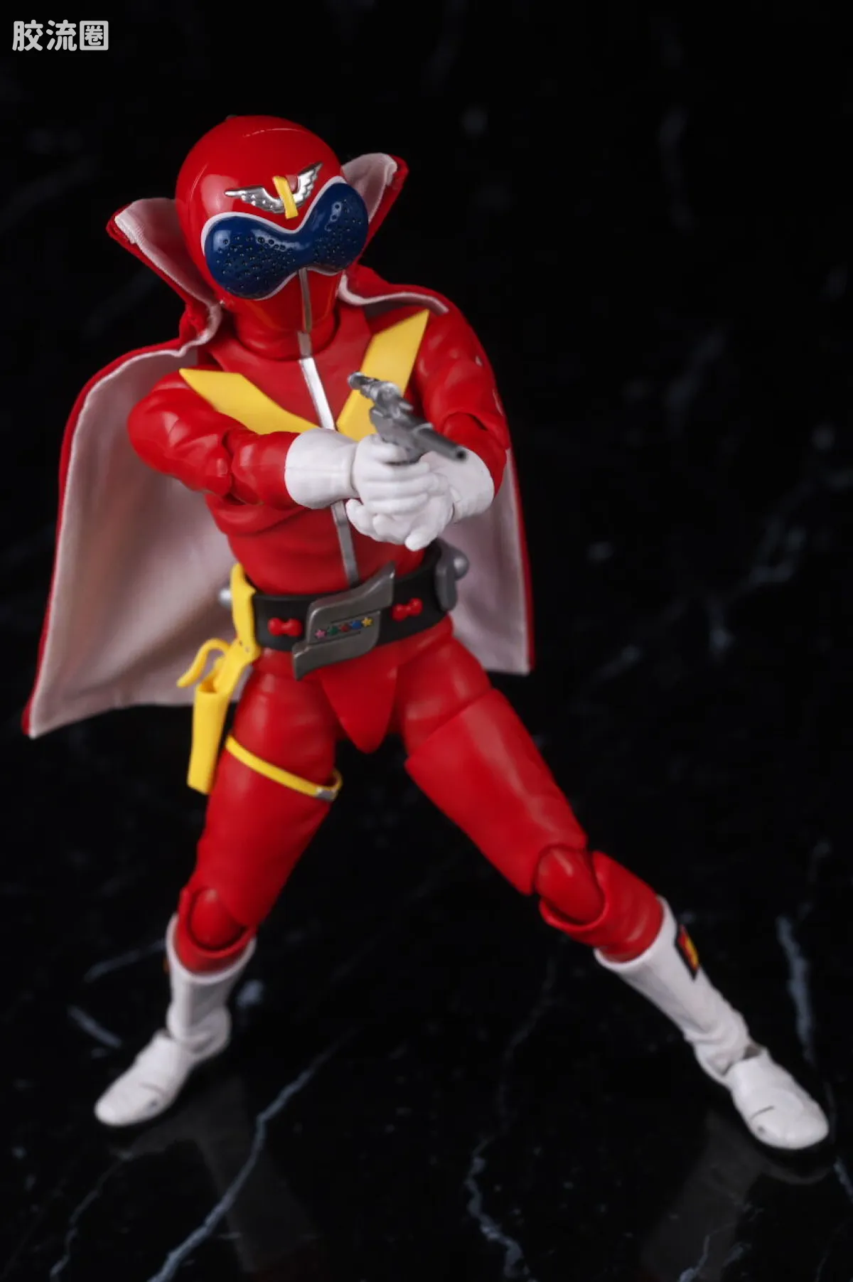 SHF 真骨雕 超级战队系列 秘密战队 赤连者 超级战队50周年纪念Ver. (初回限定地台附属) - 图片
