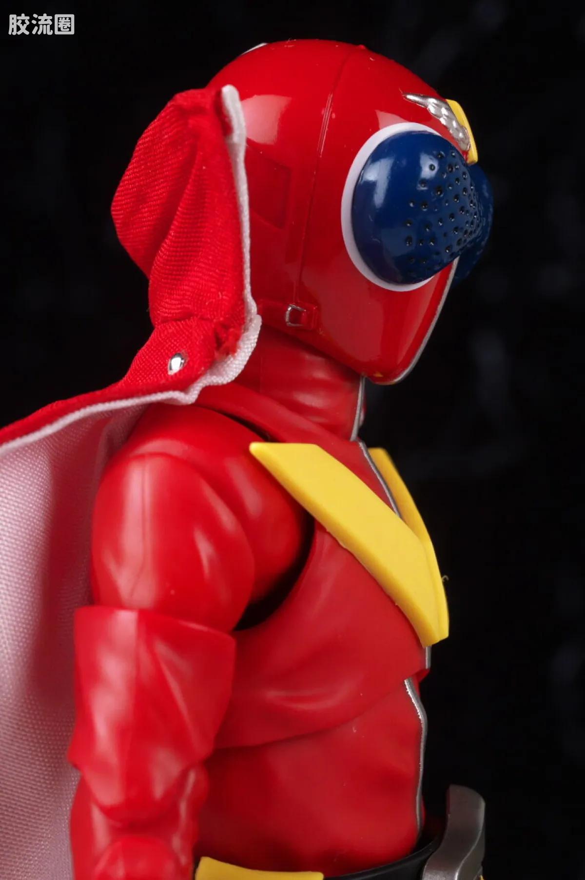 SHF 真骨雕 超级战队系列 秘密战队 赤连者 超级战队50周年纪念Ver. (初回限定地台附属) - 图片