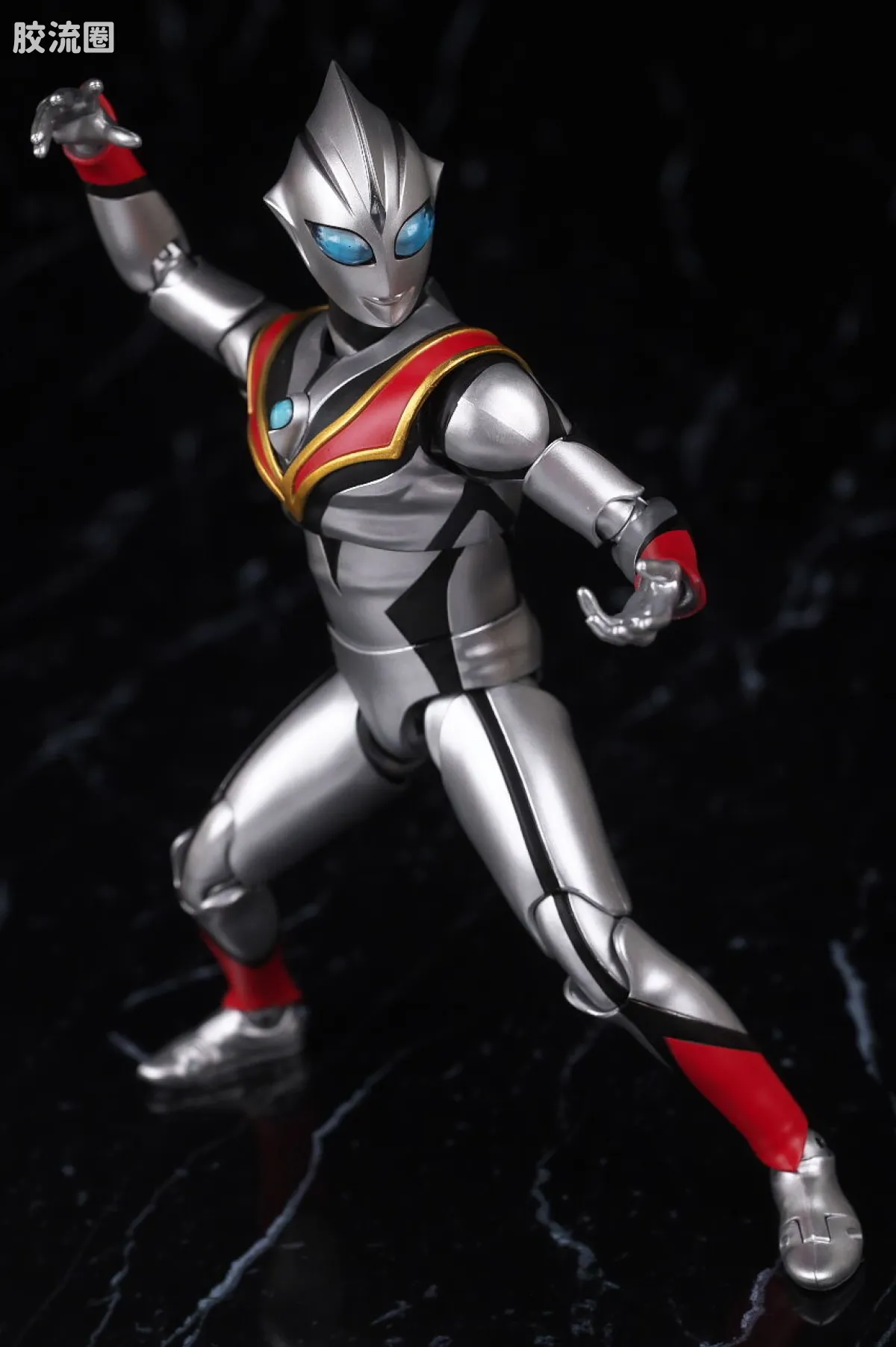 SHF 真骨雕奥特曼系列 邪恶迪迦 - 图片