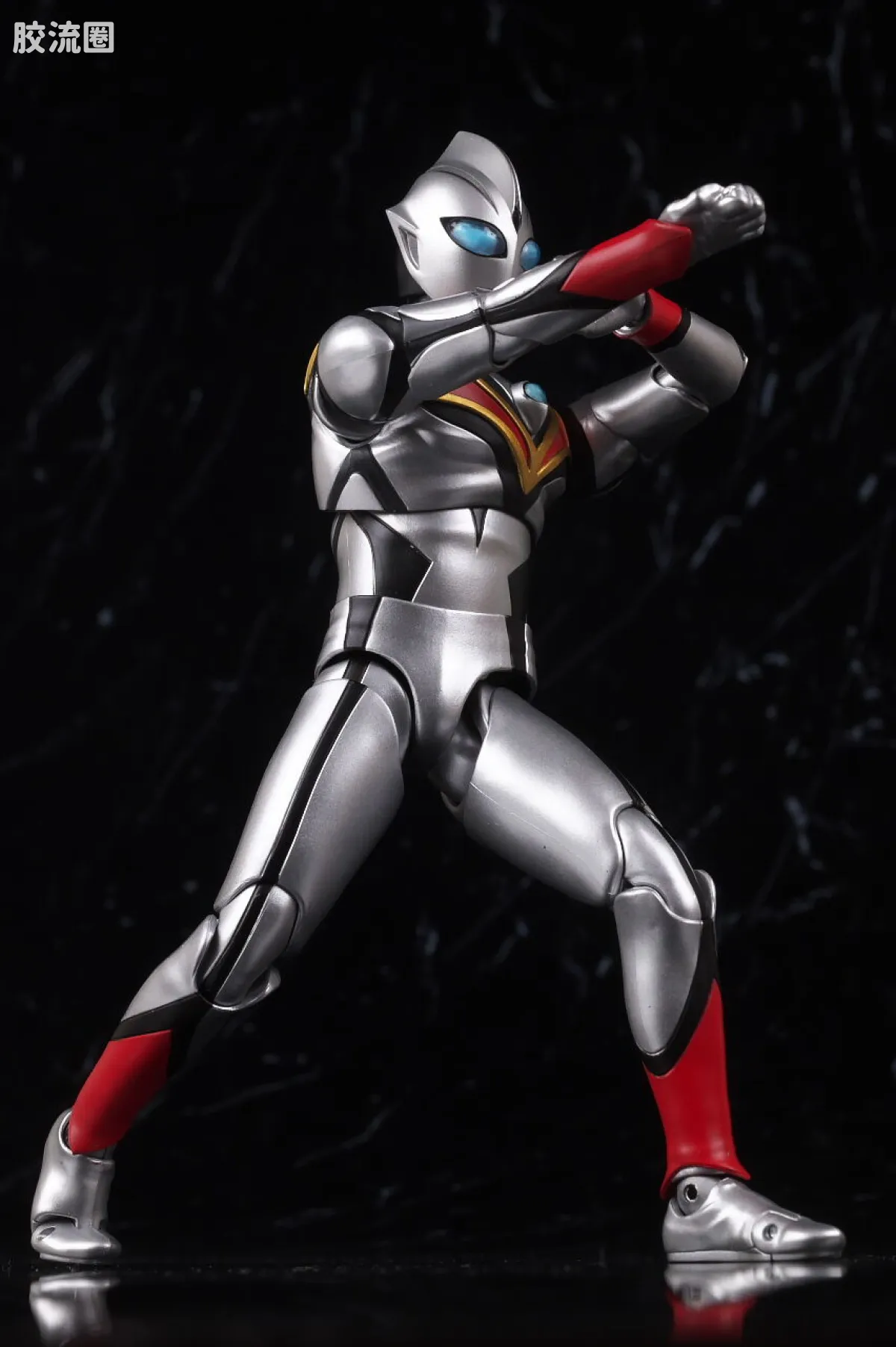 SHF 真骨雕奥特曼系列 邪恶迪迦 - 图片