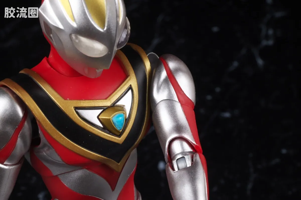 SHF 真骨雕奥特曼系列 盖亚奥特曼 V2 - 图片