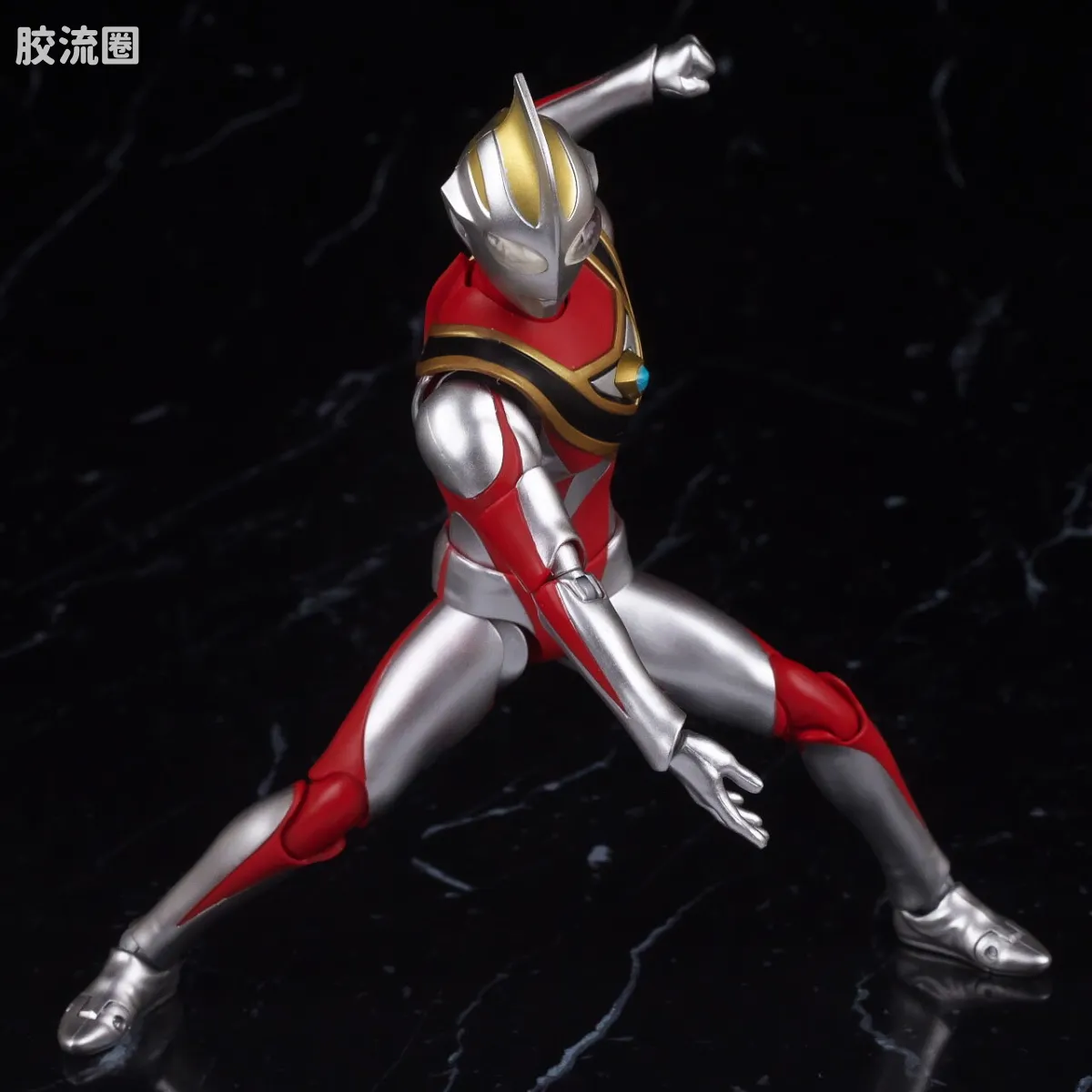SHF 真骨雕奥特曼系列 盖亚奥特曼 V2 - 图片