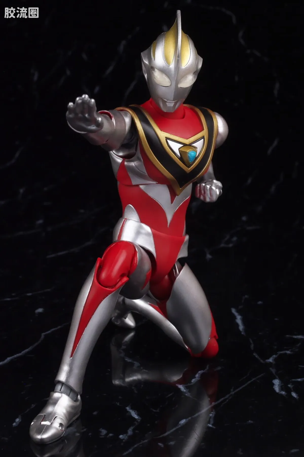 SHF 真骨雕奥特曼系列 盖亚奥特曼 V2 - 图片