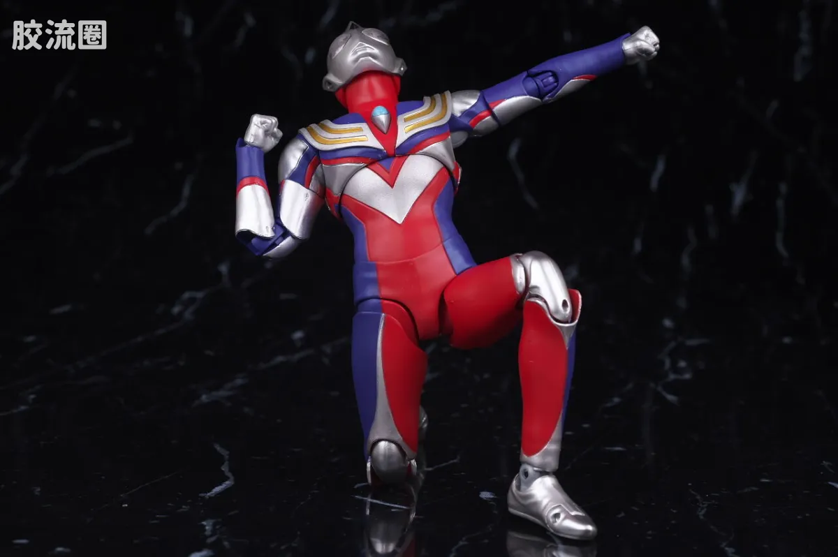 SHF 真骨雕奥特曼系列 迪迦奥特曼 复合型 - 图片