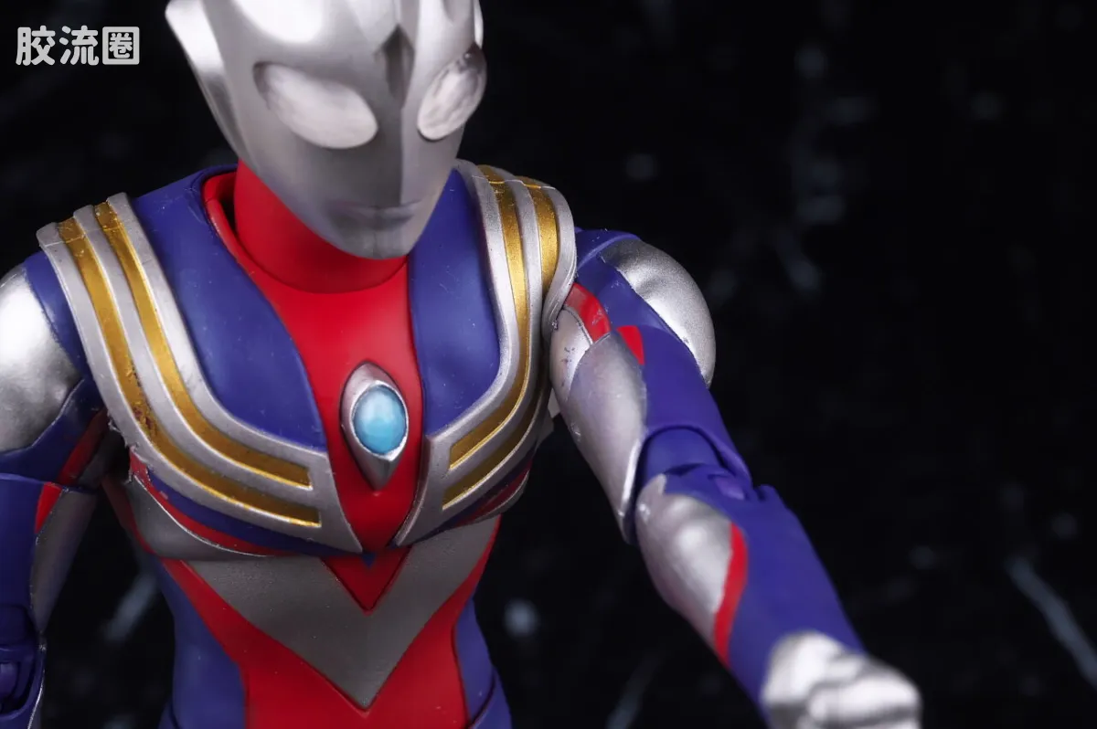 SHF 真骨雕奥特曼系列 迪迦奥特曼 复合型 - 图片