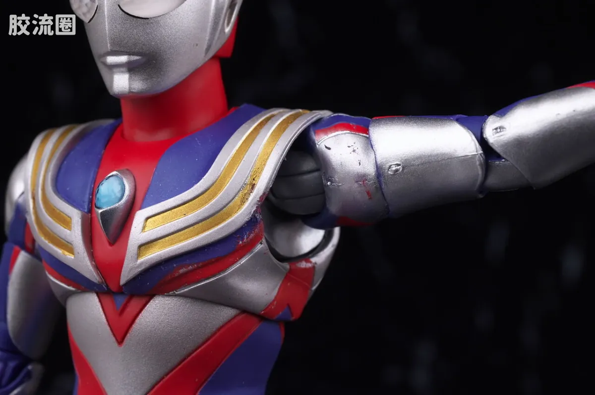 SHF 真骨雕奥特曼系列 迪迦奥特曼 复合型 - 图片