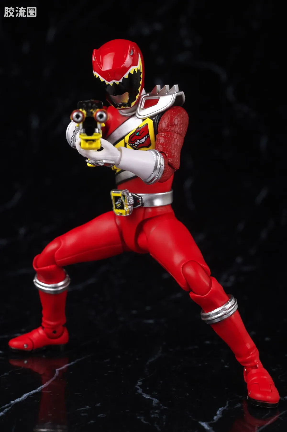 SHF 真骨雕 超级战队系列 兽电战队 强龙红 - 图片