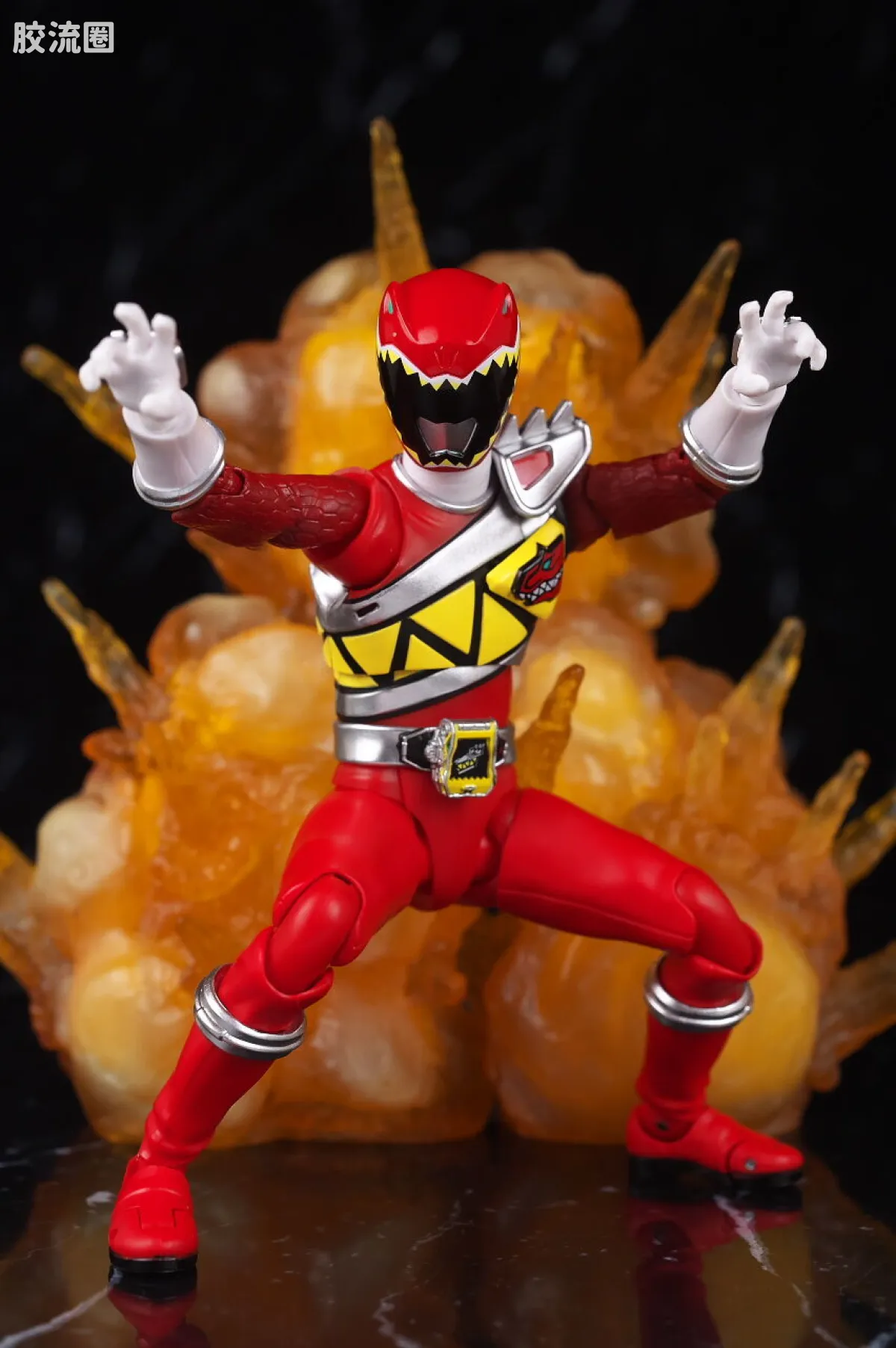 SHF 真骨雕 超级战队系列 兽电战队 强龙红 - 图片