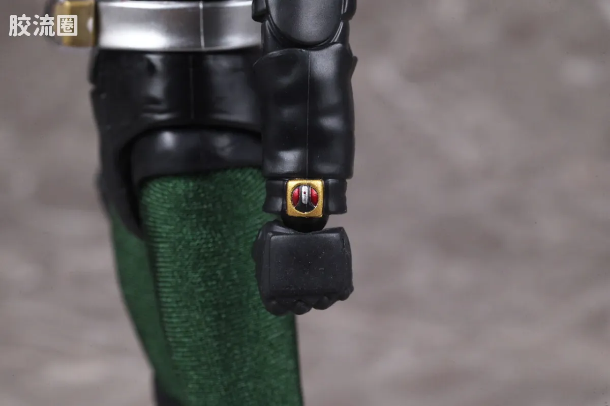 SHF 真骨雕假面骑士系列 假面骑士BLACK RX/暗日重生 - 图片