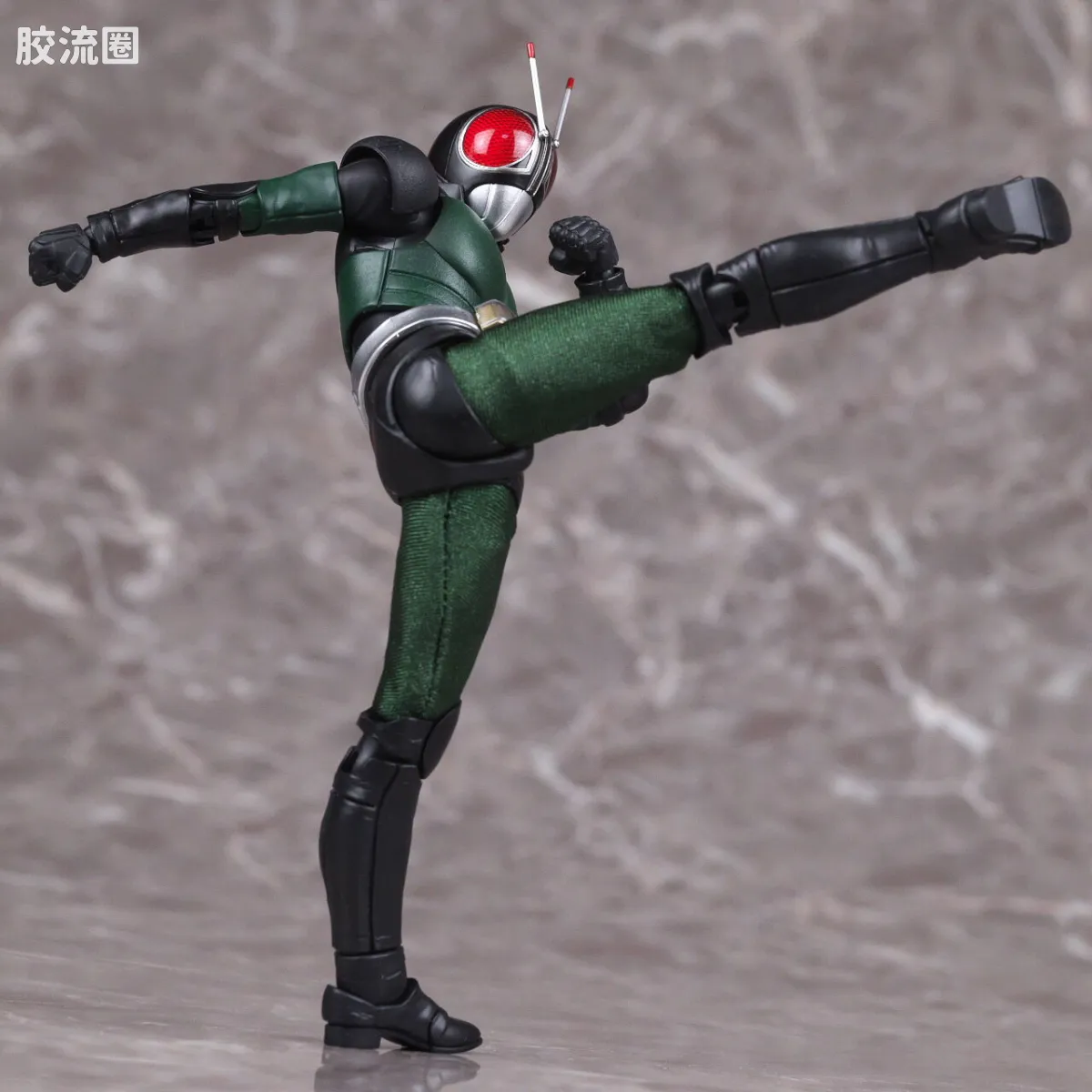 SHF 真骨雕假面骑士系列 假面骑士BLACK RX/暗日重生 - 图片