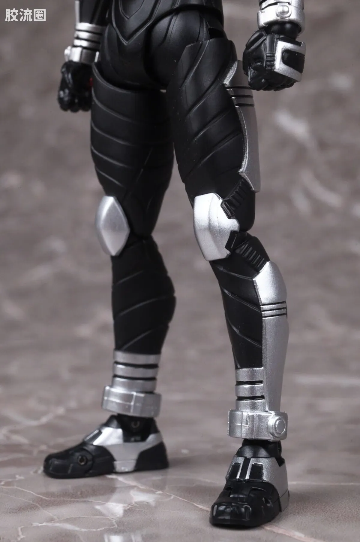SHF 真骨雕假面骑士系列 假面骑士甲斗 骑士形态 20th Anniversary Ver. - 图片