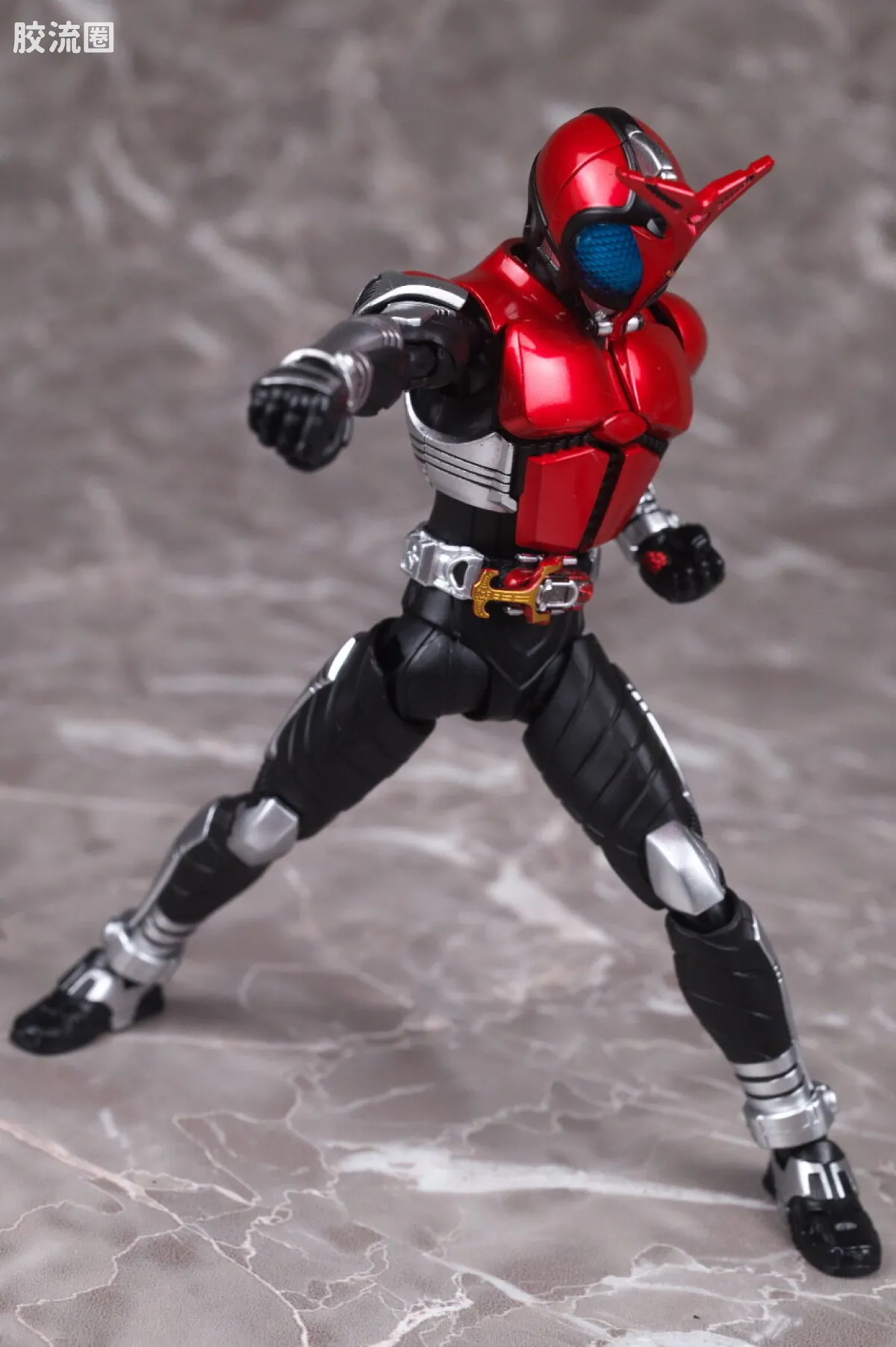 SHF 真骨雕假面骑士系列 假面骑士甲斗 骑士形态 20th Anniversary Ver. - 图片