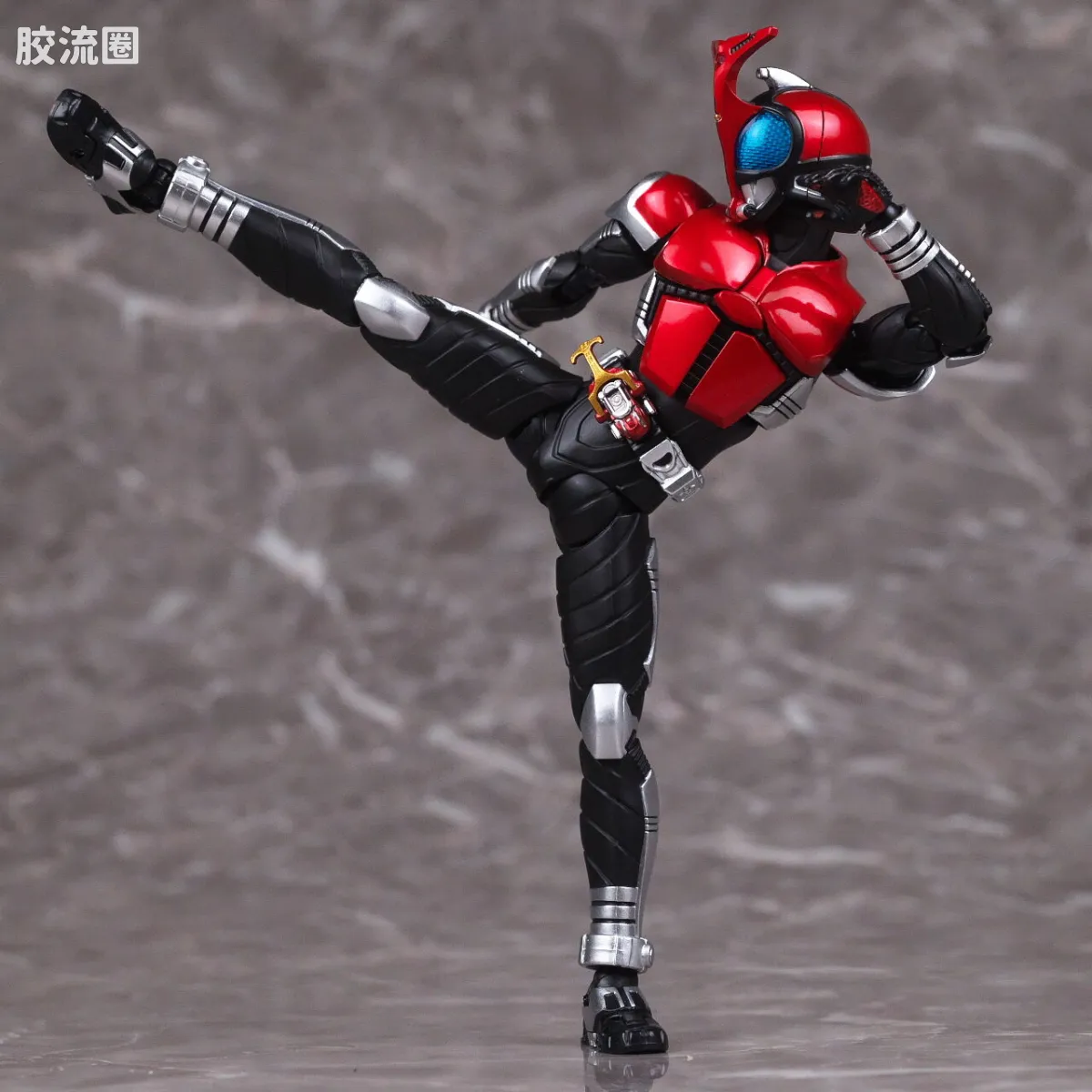 SHF 真骨雕假面骑士系列 假面骑士甲斗 骑士形态 20th Anniversary Ver. - 图片