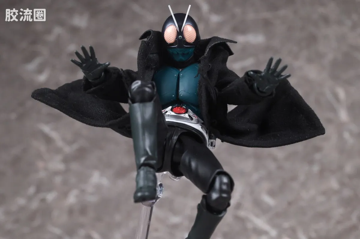 SHF 假面骑士限定版 1号蝗虫改造人/假面骑士 (新·假面骑士) - 图片