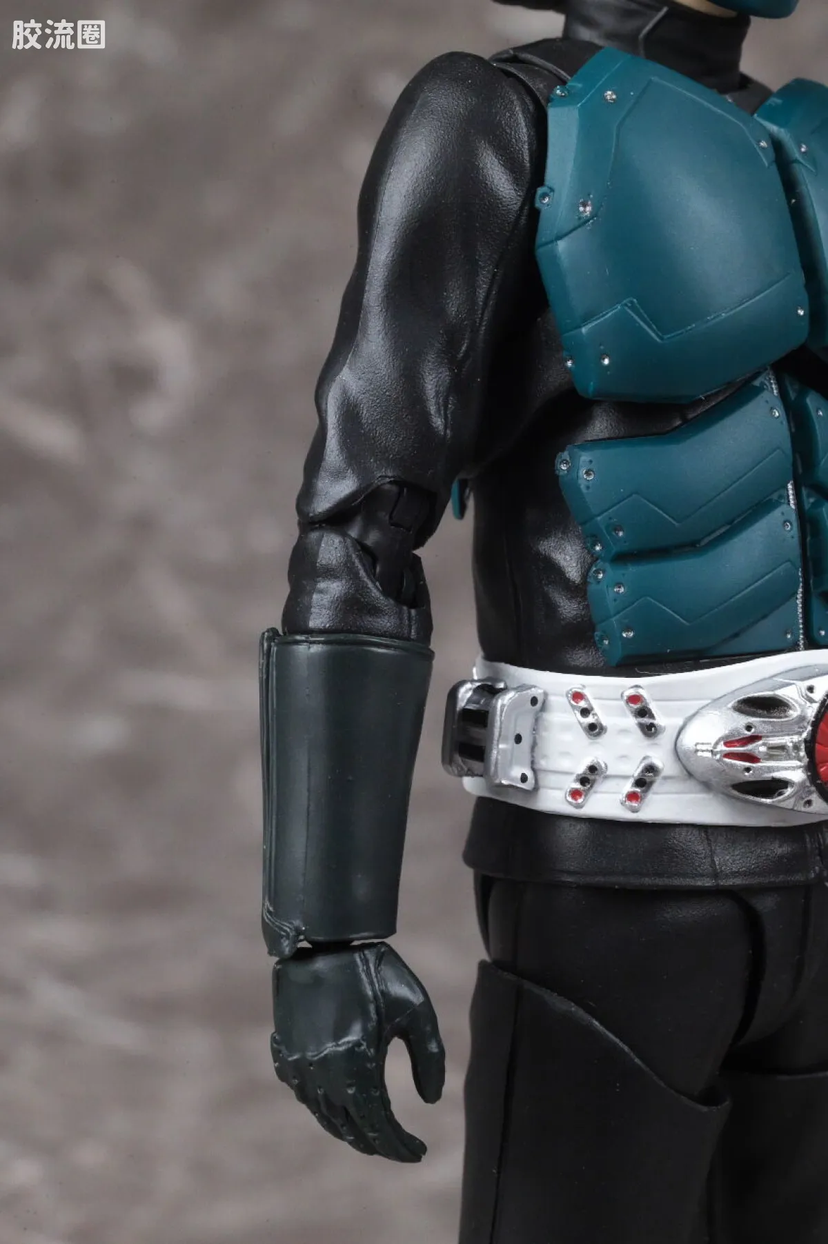 SHF 假面骑士限定版 1号蝗虫改造人/假面骑士 (新·假面骑士) - 图片