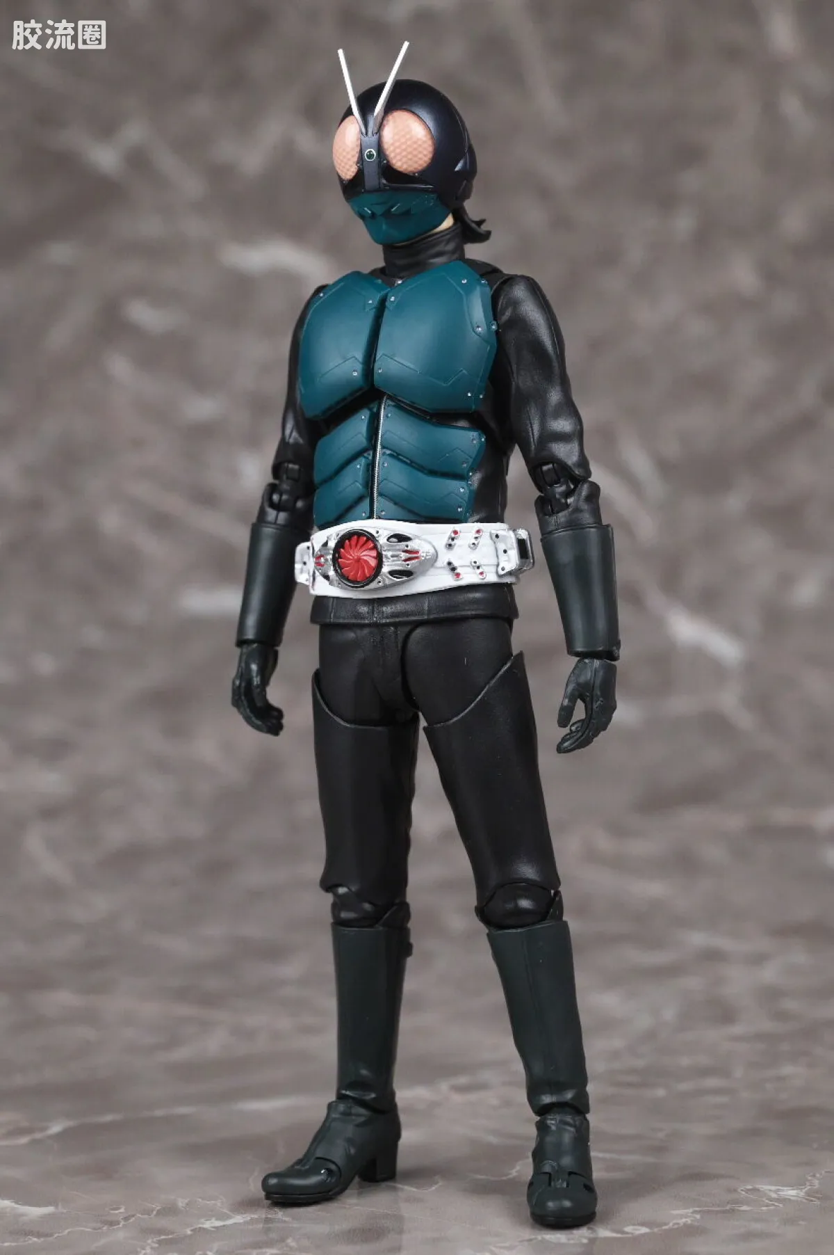 SHF 假面骑士限定版 1号蝗虫改造人/假面骑士 (新·假面骑士) - 图片