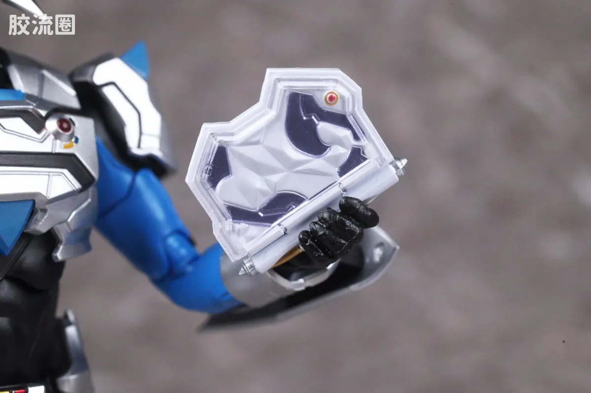 SHF 真骨雕特摄综合系列 银翼超人 防御装甲 - 图片