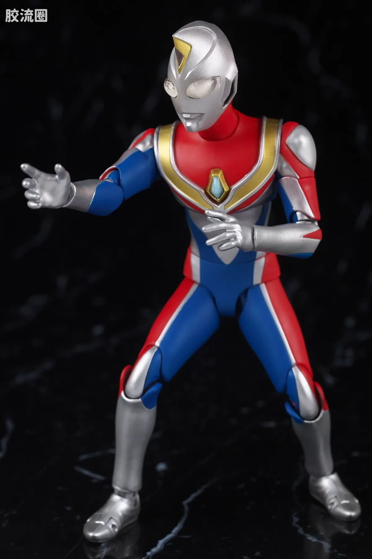 SHF 真骨雕奥特曼系列 戴拿奥特曼 闪亮型 - 图片