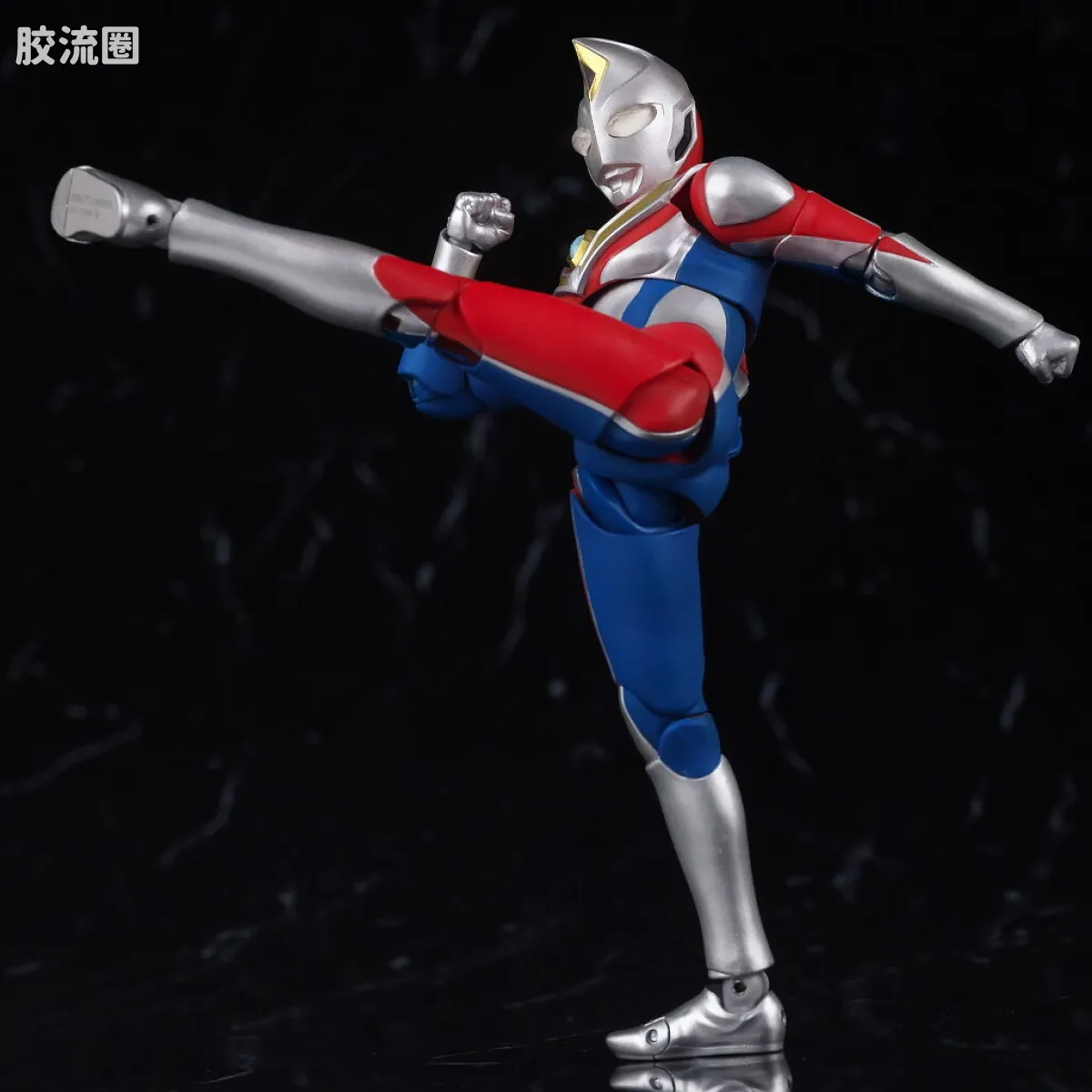 SHF 真骨雕奥特曼系列 戴拿奥特曼 闪亮型 - 图片