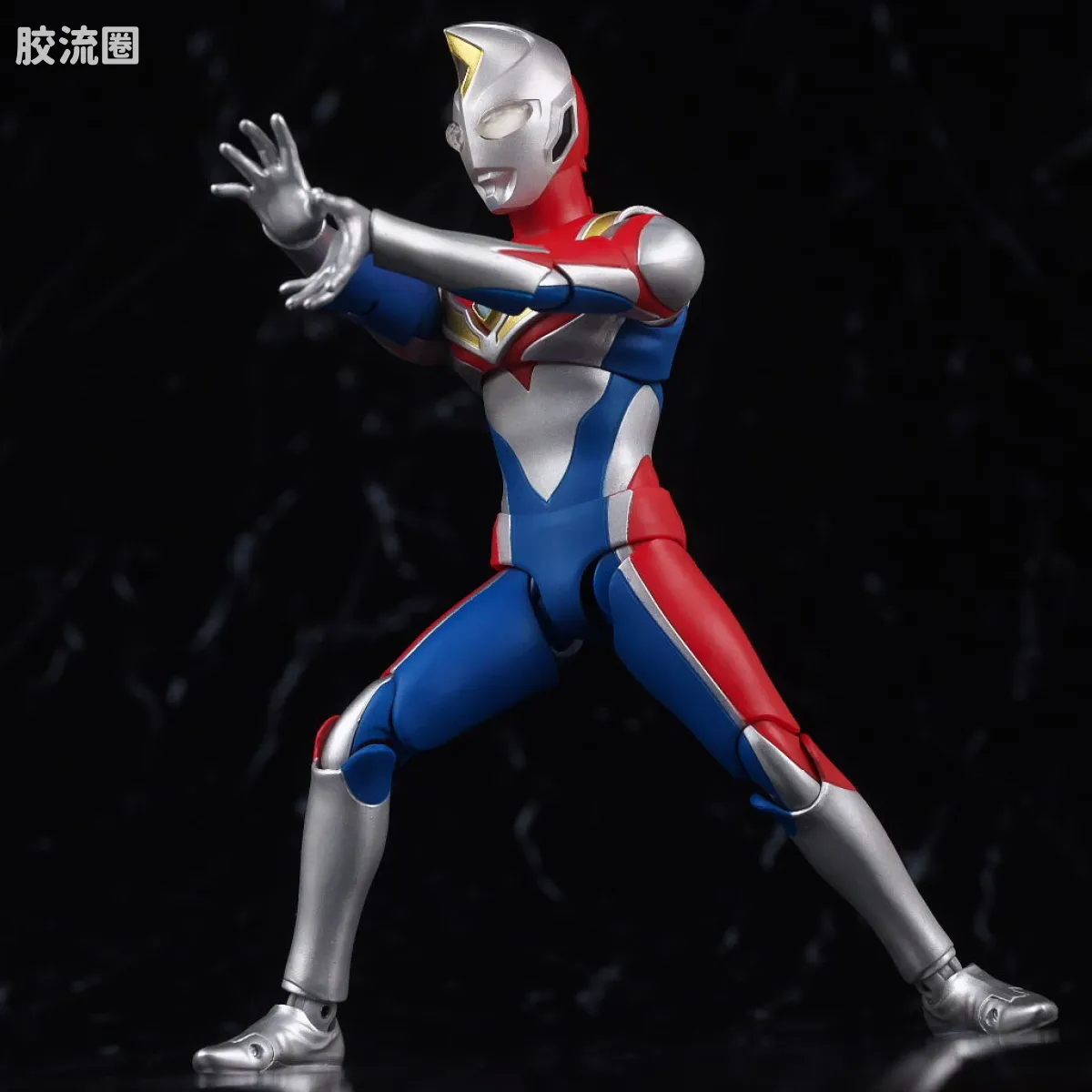 SHF 真骨雕奥特曼系列 戴拿奥特曼 闪亮型 - 图片