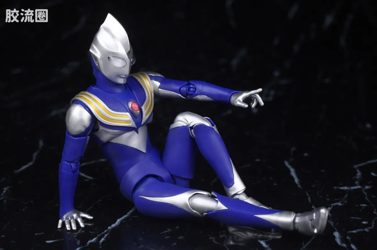 SHF 真骨雕奥特曼系列 迪迦奥特曼 空中型 - 图片
