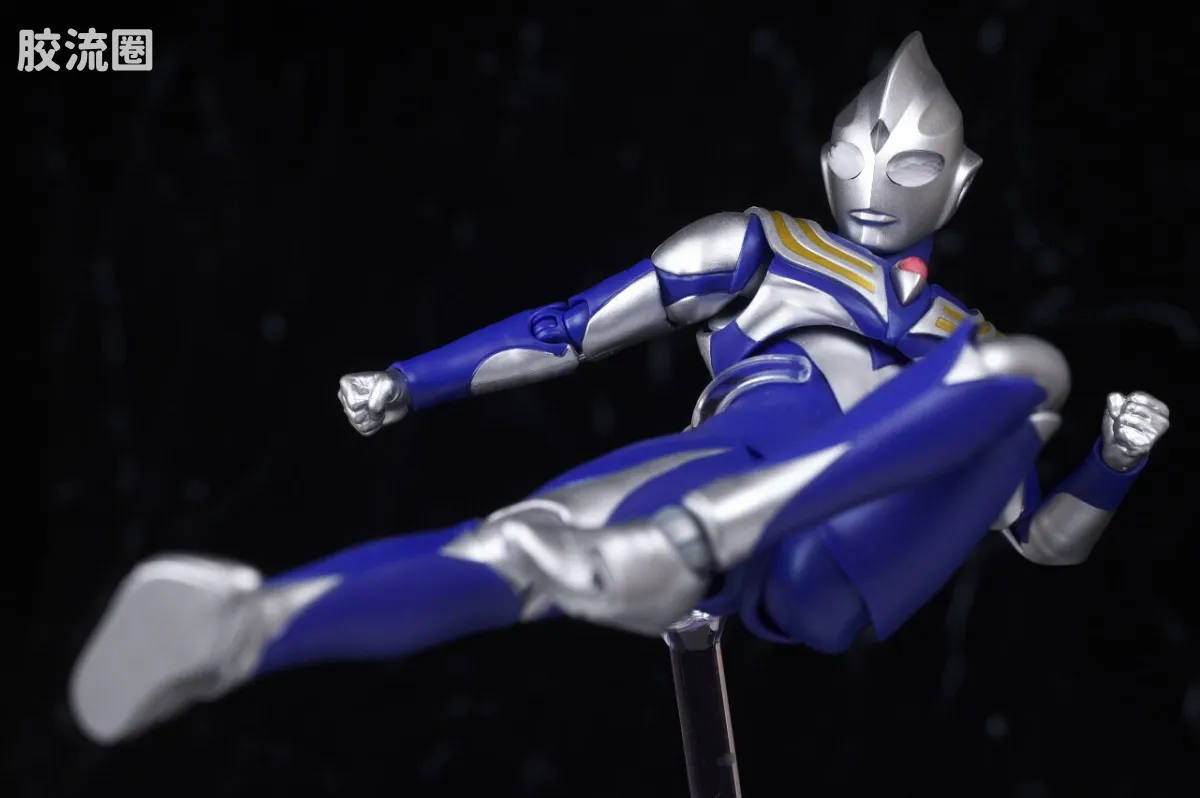 SHF 真骨雕奥特曼系列 迪迦奥特曼 空中型 - 图片