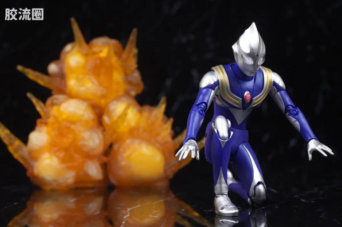SHF 真骨雕奥特曼系列 迪迦奥特曼 空中型 - 图片