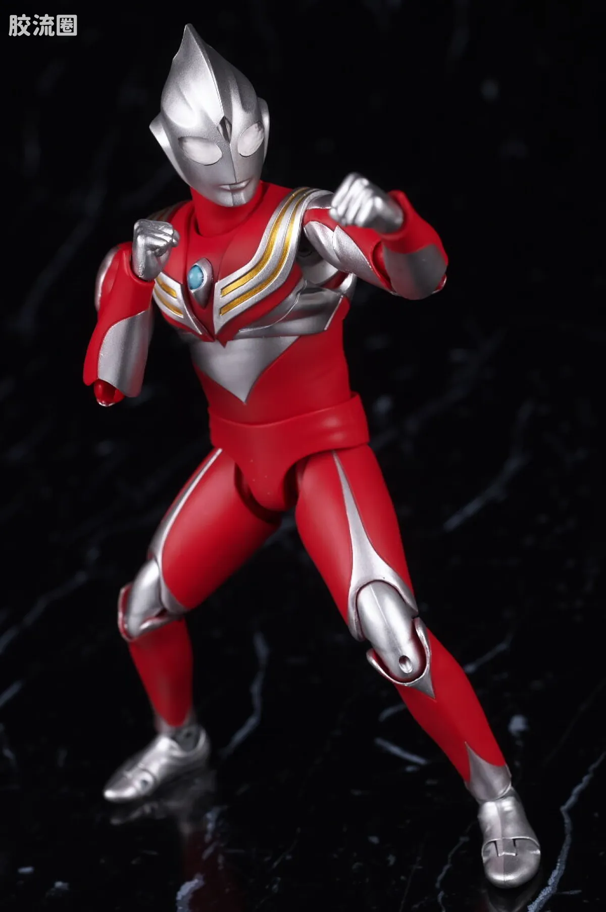 SHF 真骨雕奥特曼系列 迪迦奥特曼 强力型 - 图片