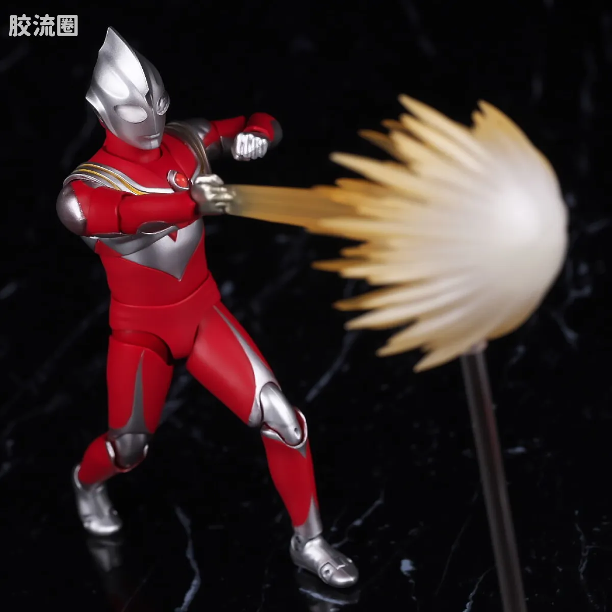 SHF 真骨雕奥特曼系列 迪迦奥特曼 强力型 - 图片