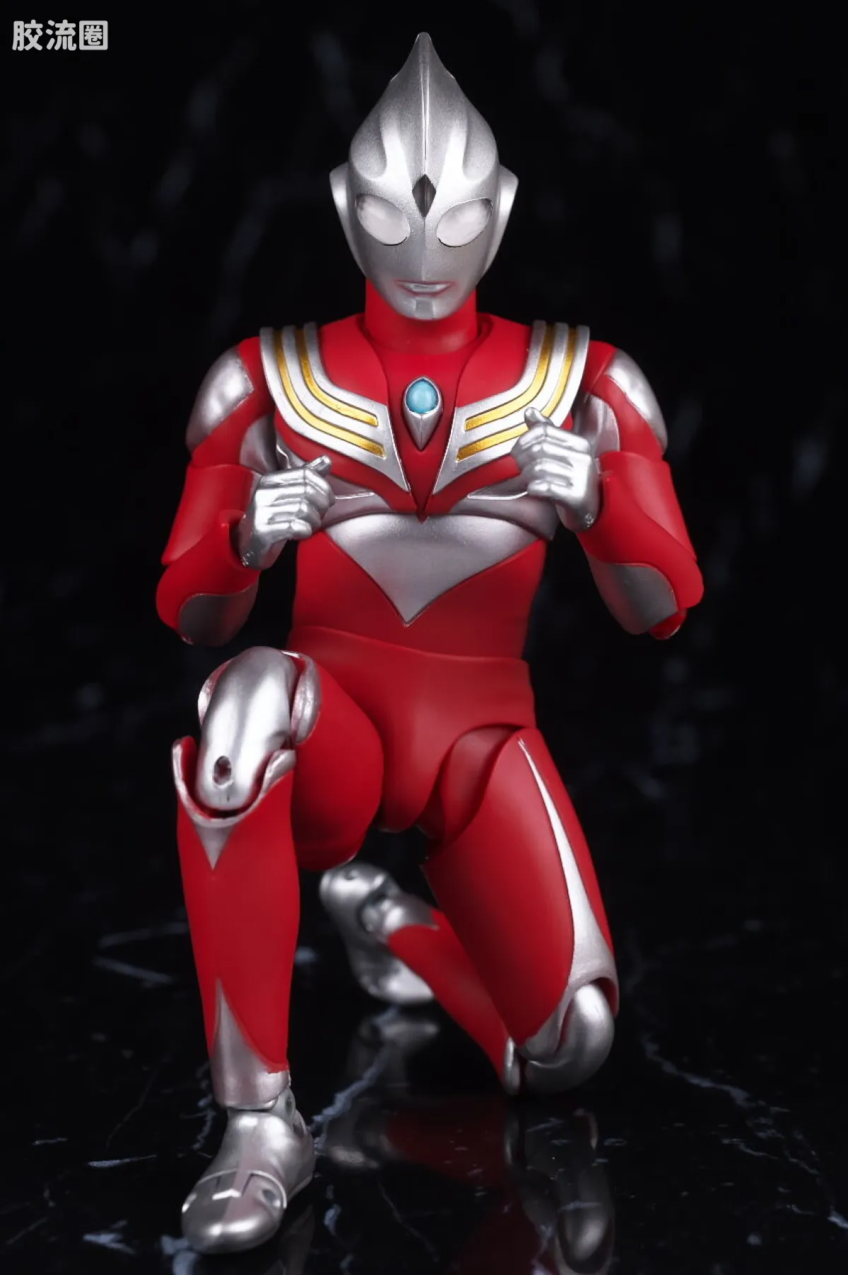 SHF 真骨雕奥特曼系列 迪迦奥特曼 强力型 - 图片