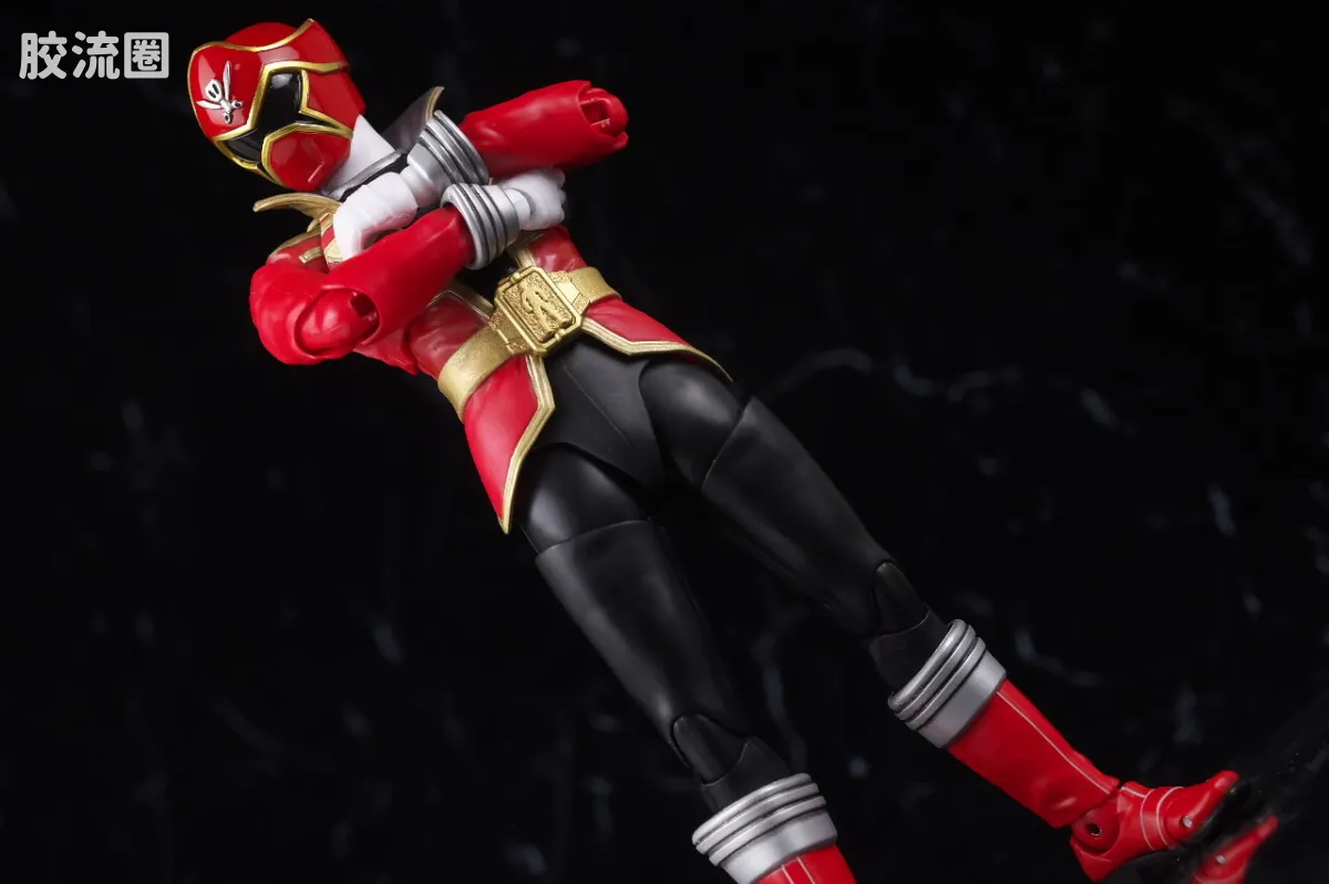 SHF 真骨雕 超级战队系列 海贼战队 豪快红 - 图片