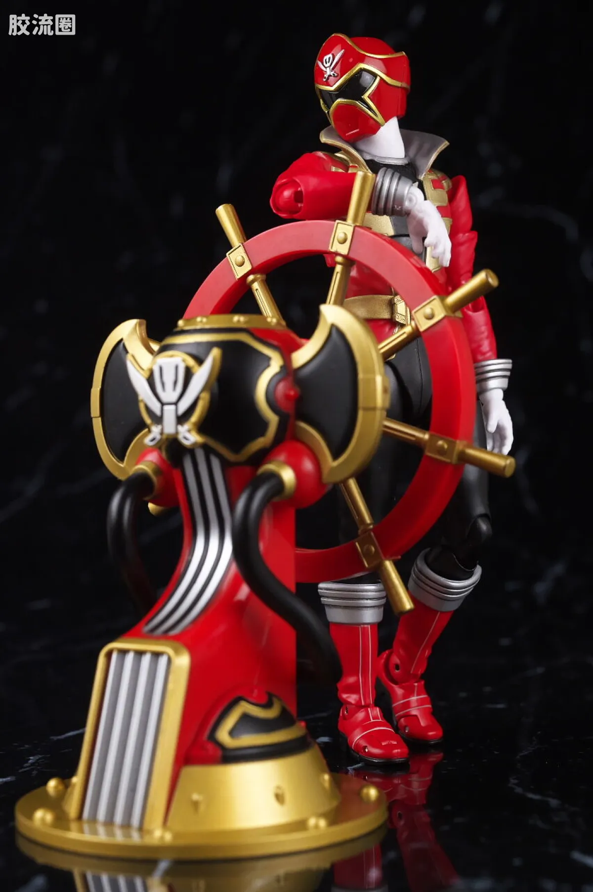 SHF 真骨雕 超级战队系列 海贼战队 豪快红 - 图片