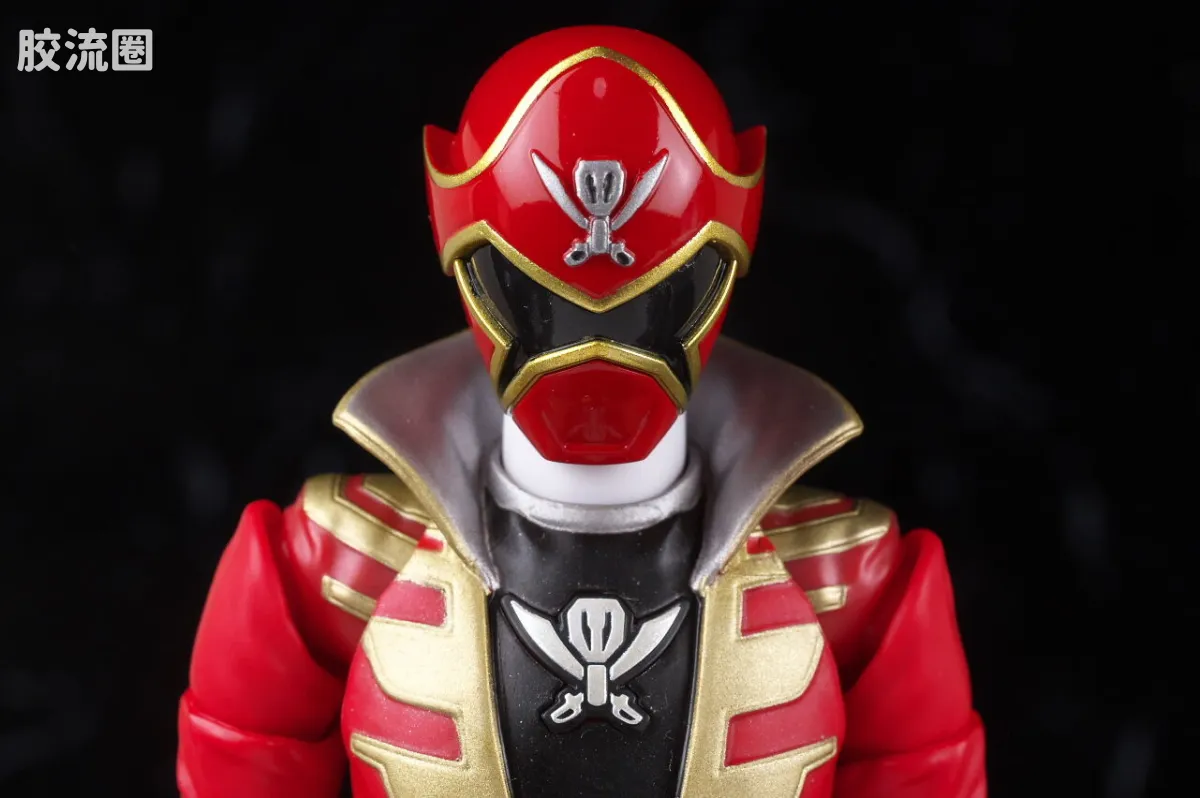 SHF 真骨雕 超级战队系列 海贼战队 豪快红 - 图片
