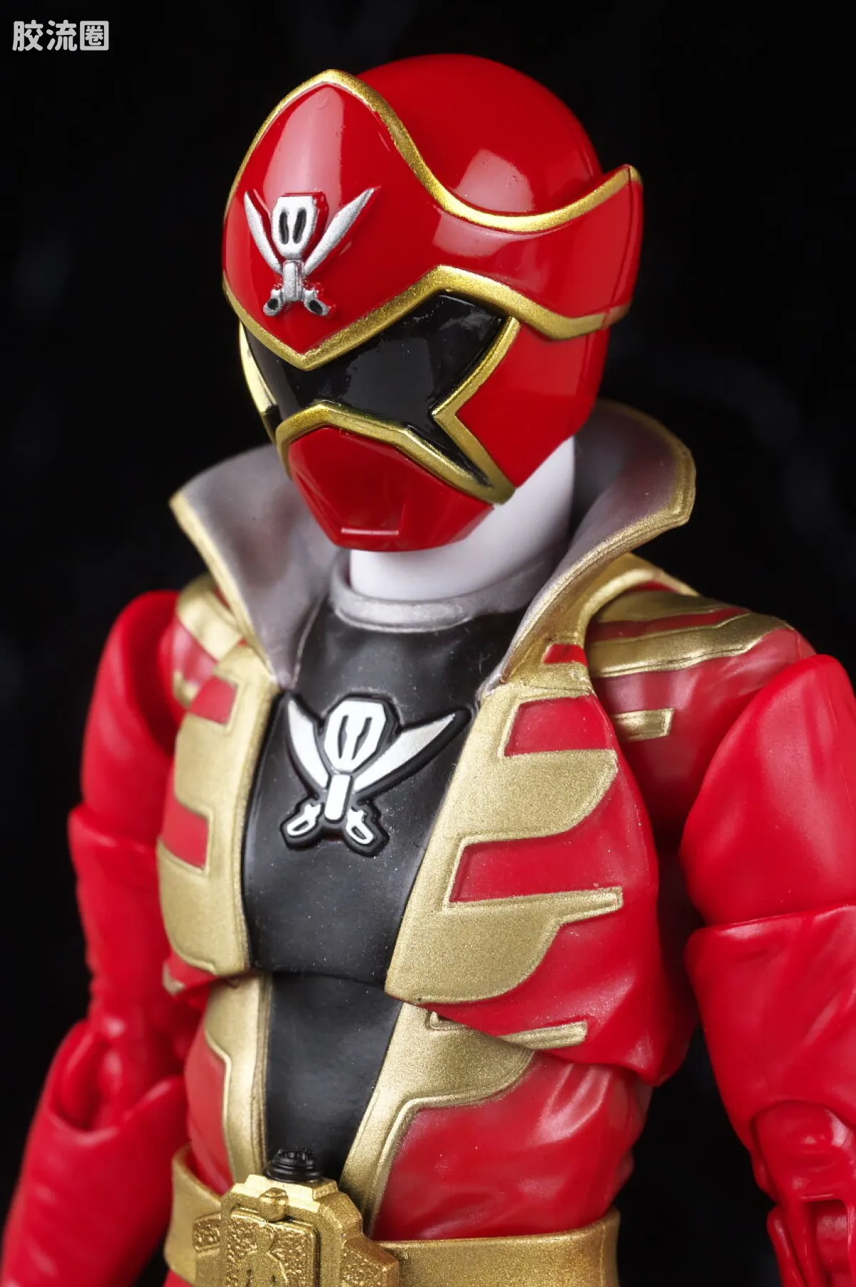 SHF 真骨雕 超级战队系列 海贼战队 豪快红 - 图片