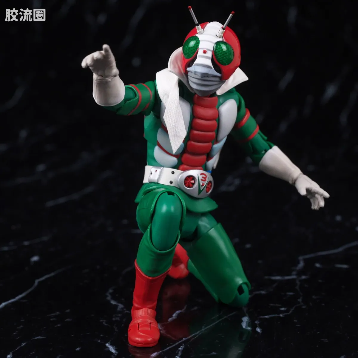 SHF 真骨雕假面骑士系列 假面骑士V3/胜利三号 荣光的昭和骑士Edition - 图片
