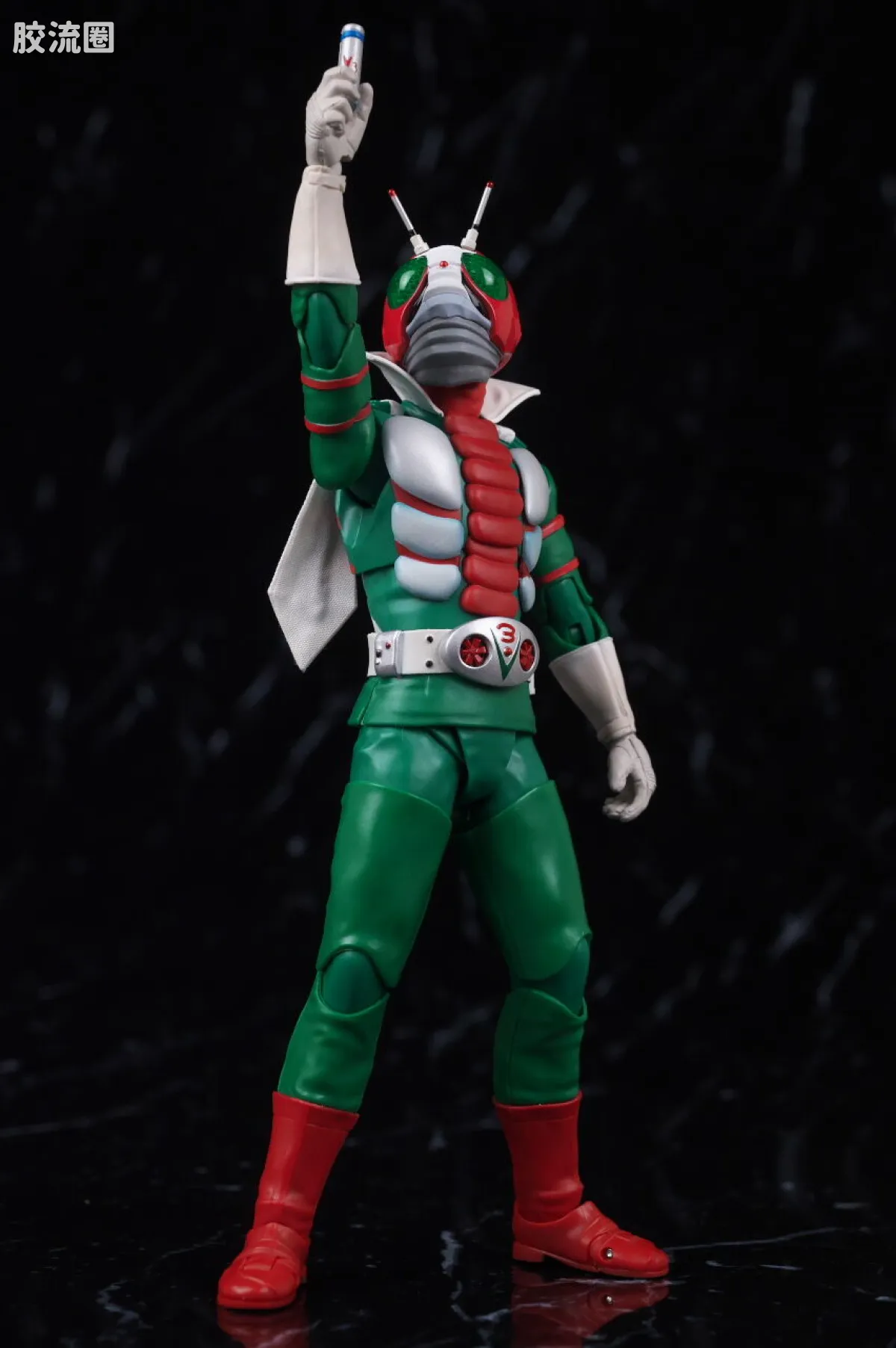 SHF 真骨雕假面骑士系列 假面骑士V3/胜利三号 荣光的昭和骑士Edition - 图片