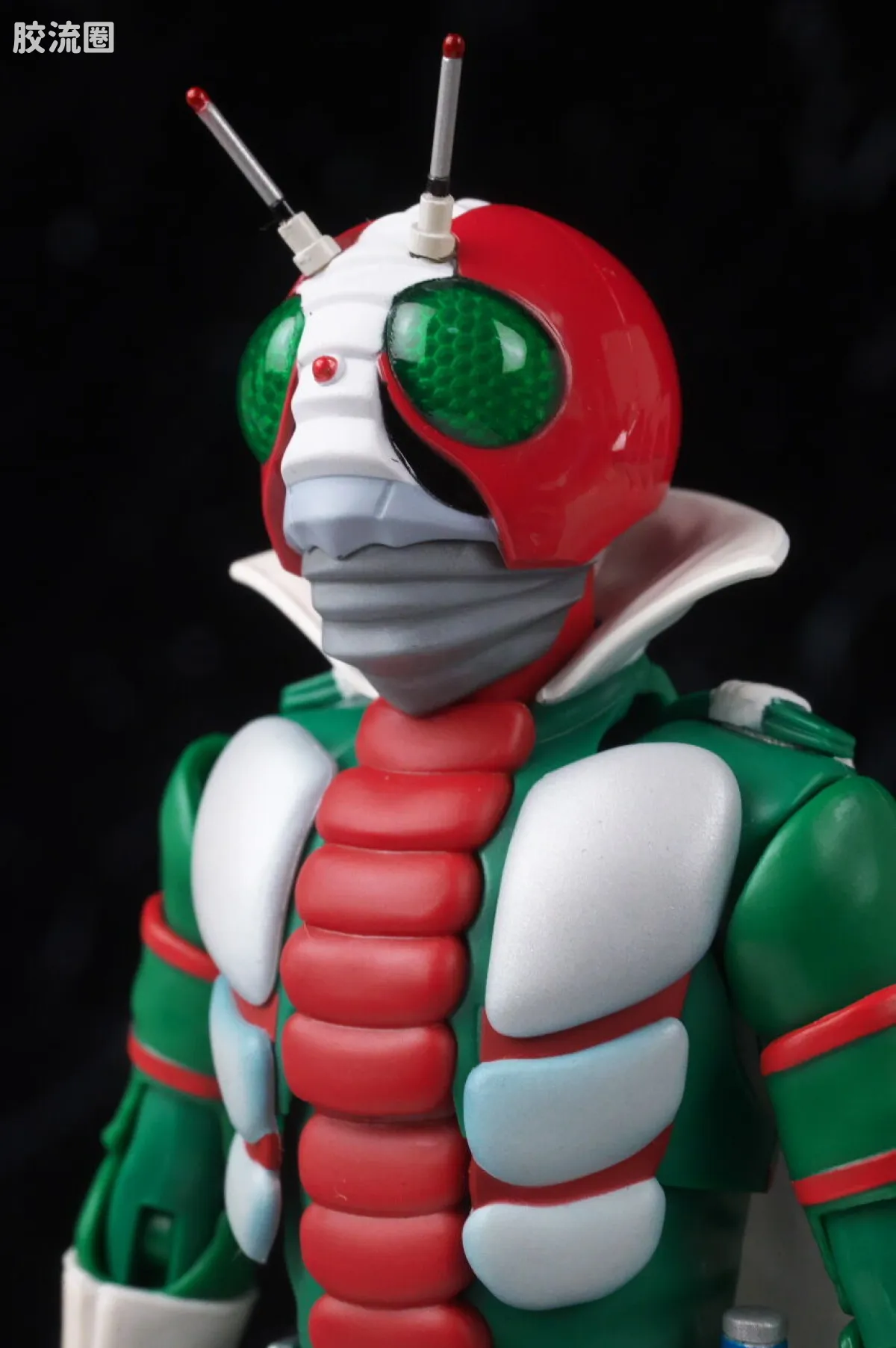 SHF 真骨雕假面骑士系列 假面骑士V3/胜利三号 荣光的昭和骑士Edition - 图片