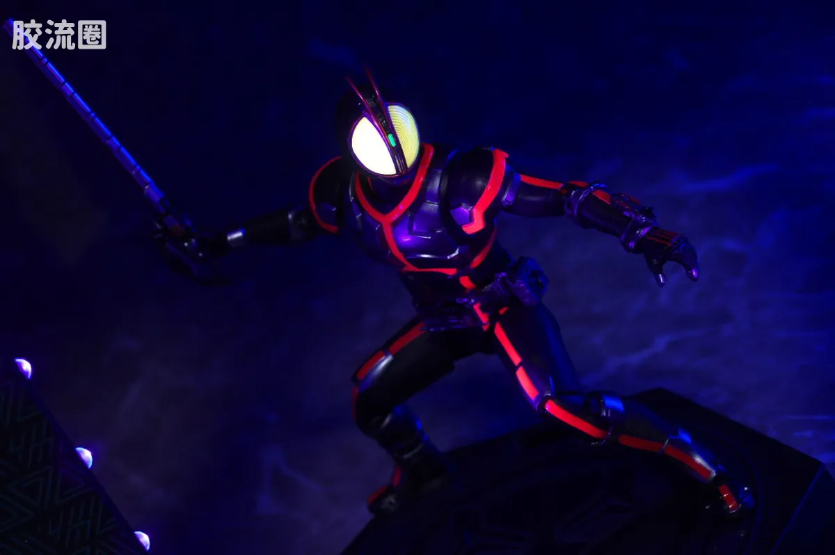 SHF 真骨雕假面骑士系列 假面骑士Faiz 暗夜配色 Ver. - 图片