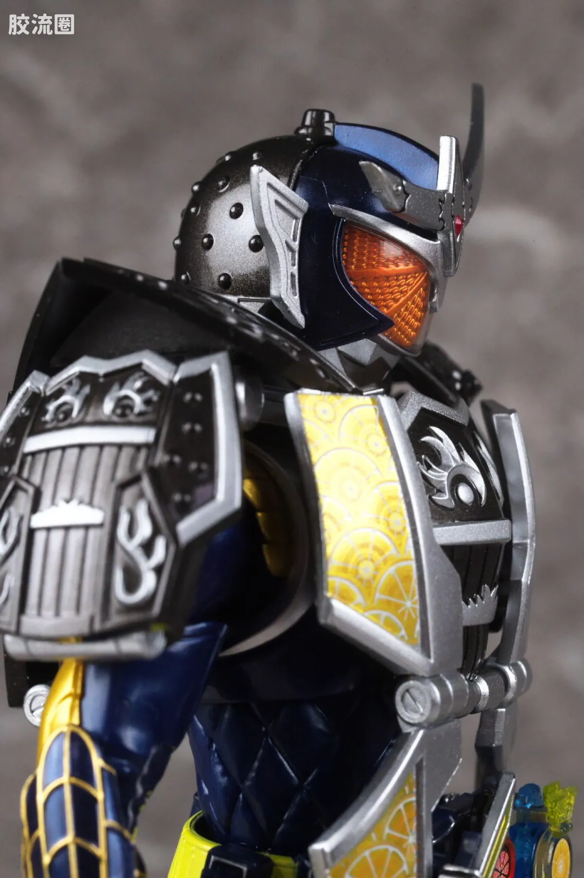 SHF 真骨雕假面骑士系列 假面骑士铠武 阵羽织柠檬铠甲 - 图片
