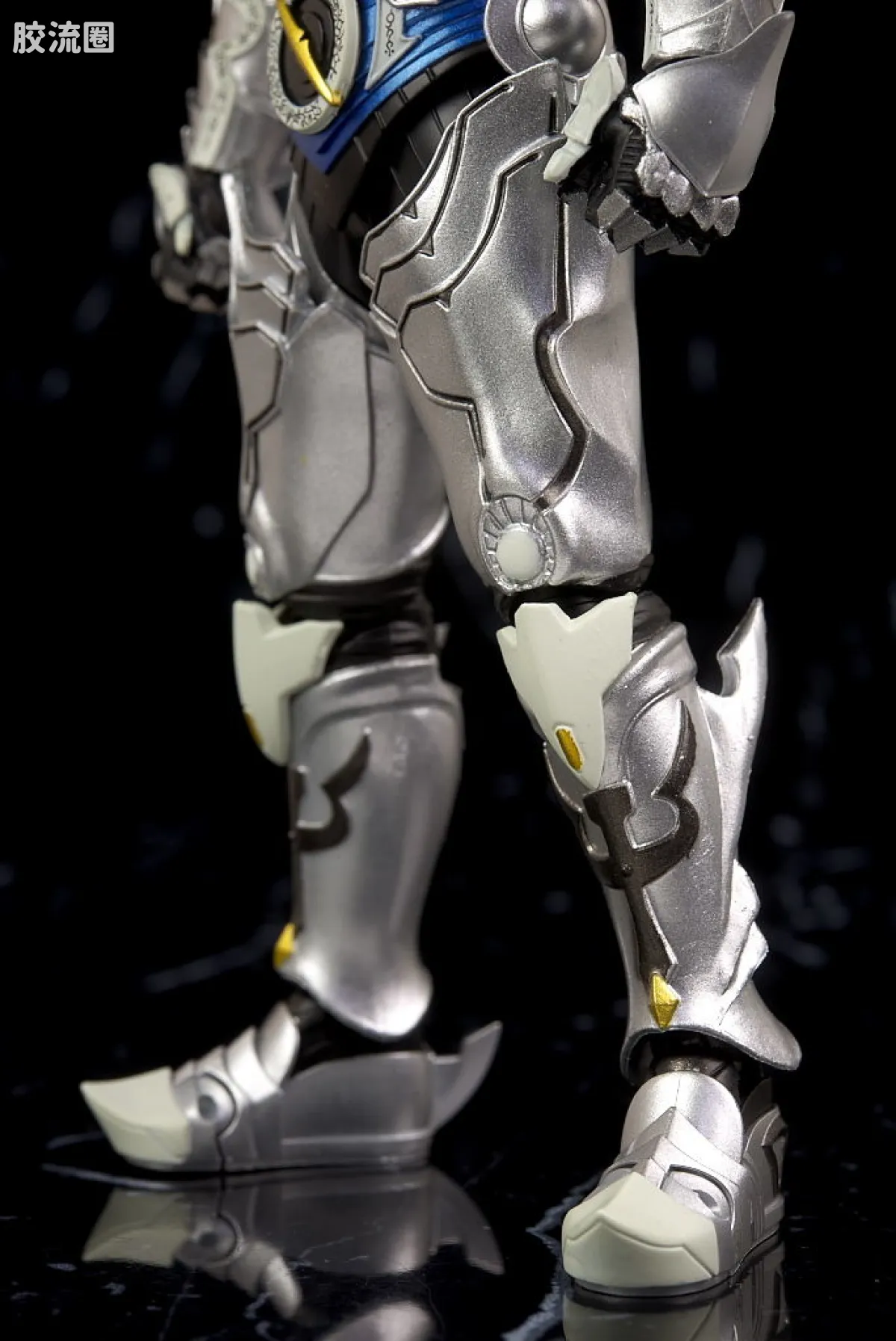 SHF 真骨雕 牙狼系列 银牙骑士 绝狼 - 图片